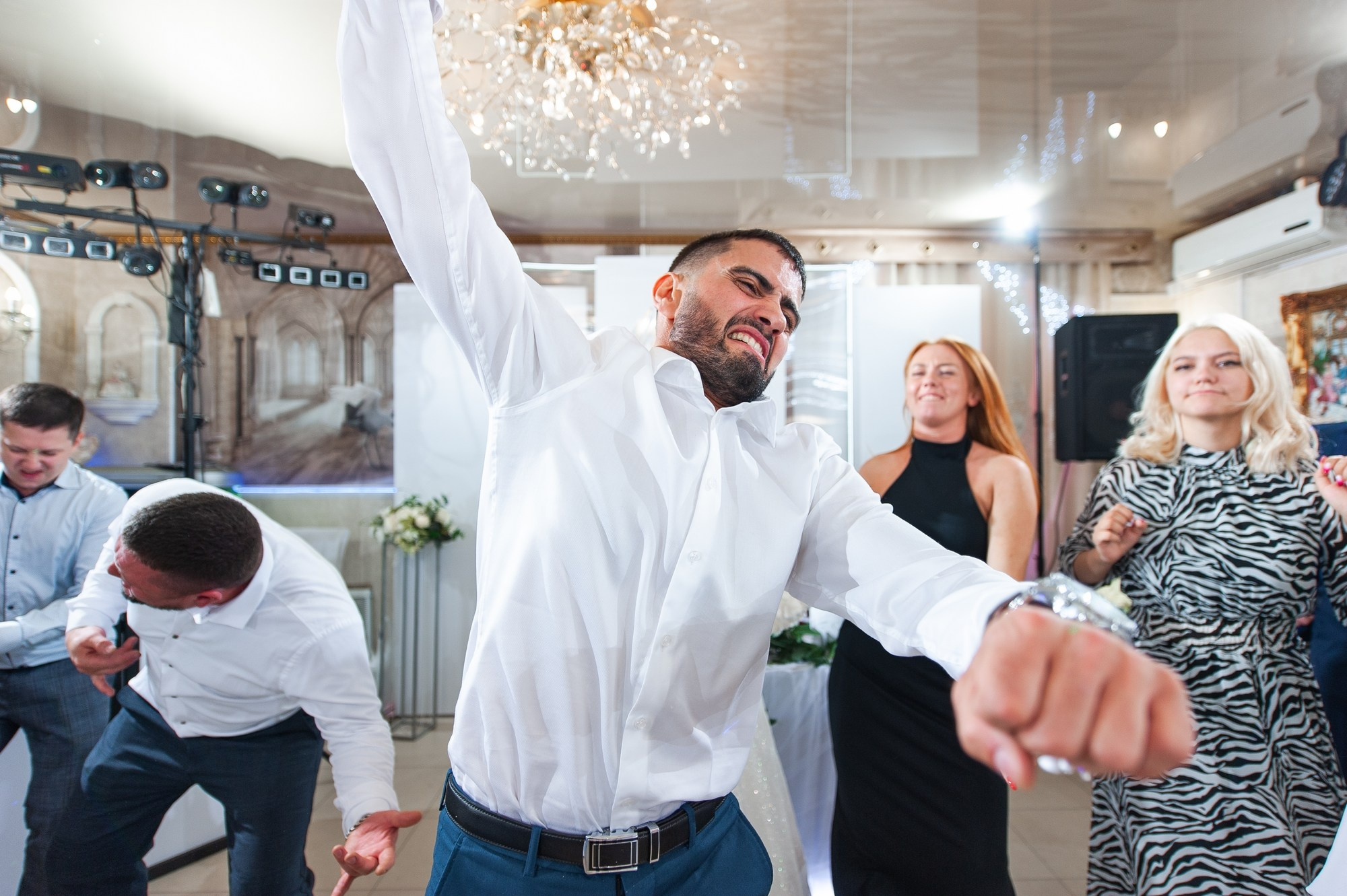 Марат и Римма. Эмоции. Свадебный и семейный фотограф в Омске Мормулев Михаил