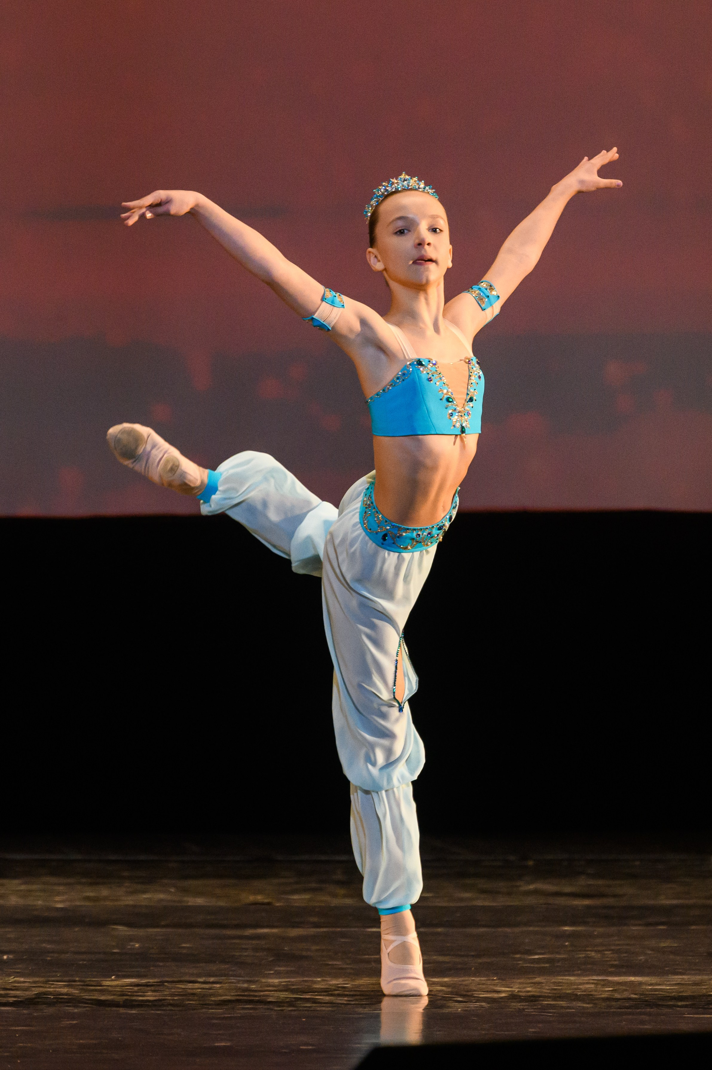 23 апреля, часть 1, БКЗ Октябрьский, г. Санкт-Петербург. Золотое яблочко