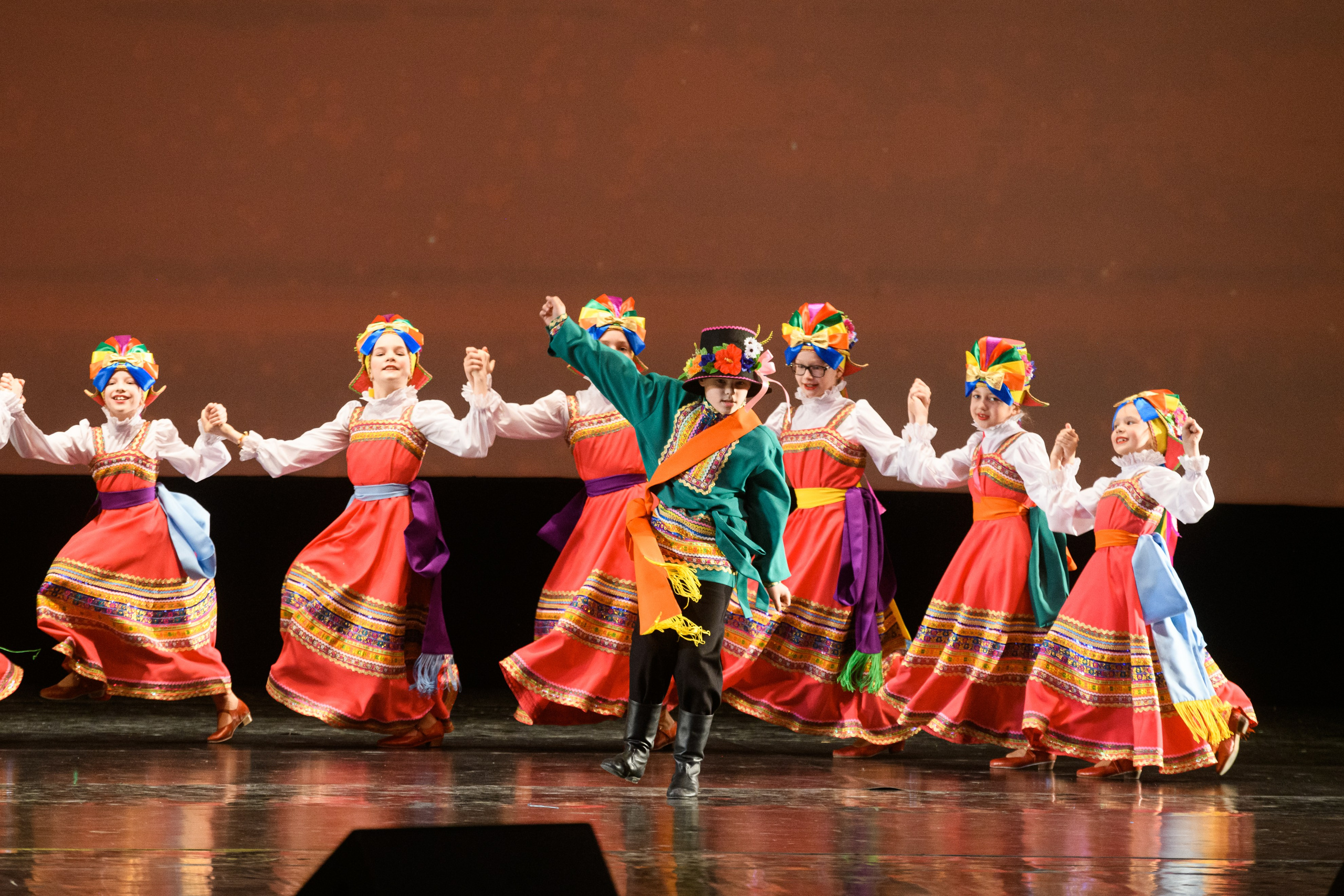 23 апреля, часть 1, БКЗ Октябрьский, г. Санкт-Петербург. Золотое яблочко