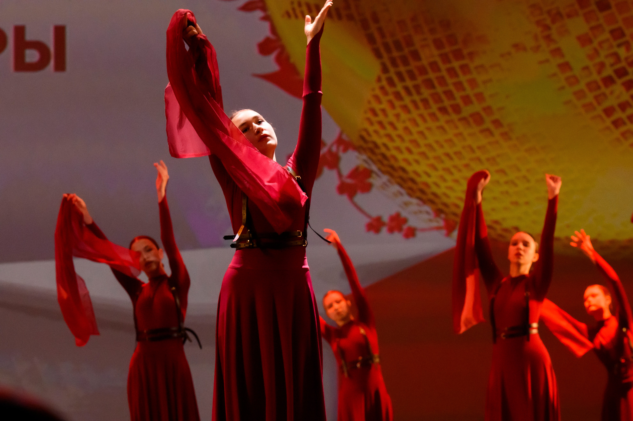 23 апреля, часть 2, БКЗ Октябрьский, г. Санкт-Петербург. Золотое яблочко