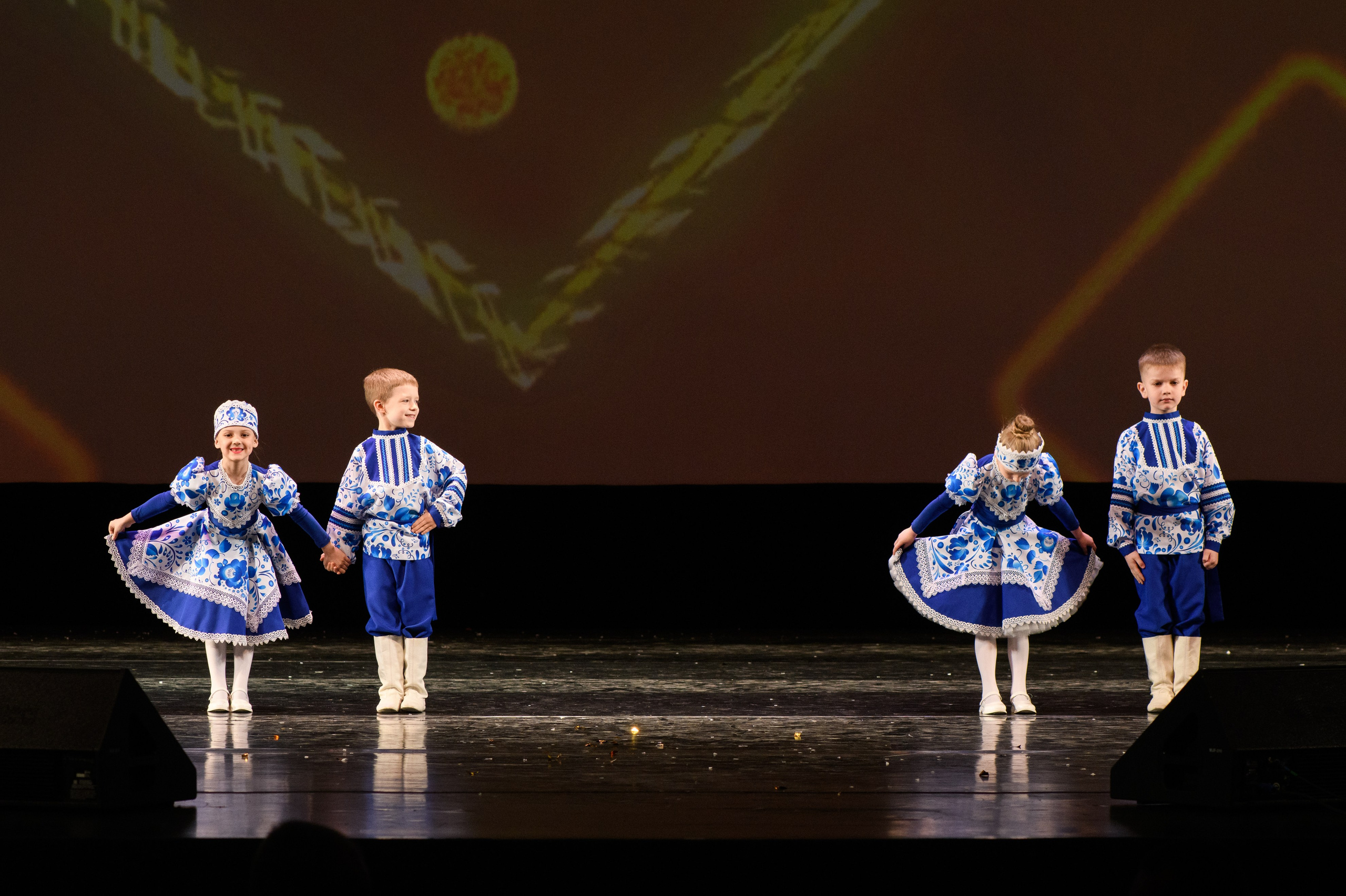 23 апреля, часть 2, БКЗ Октябрьский, г. Санкт-Петербург. Золотое яблочко