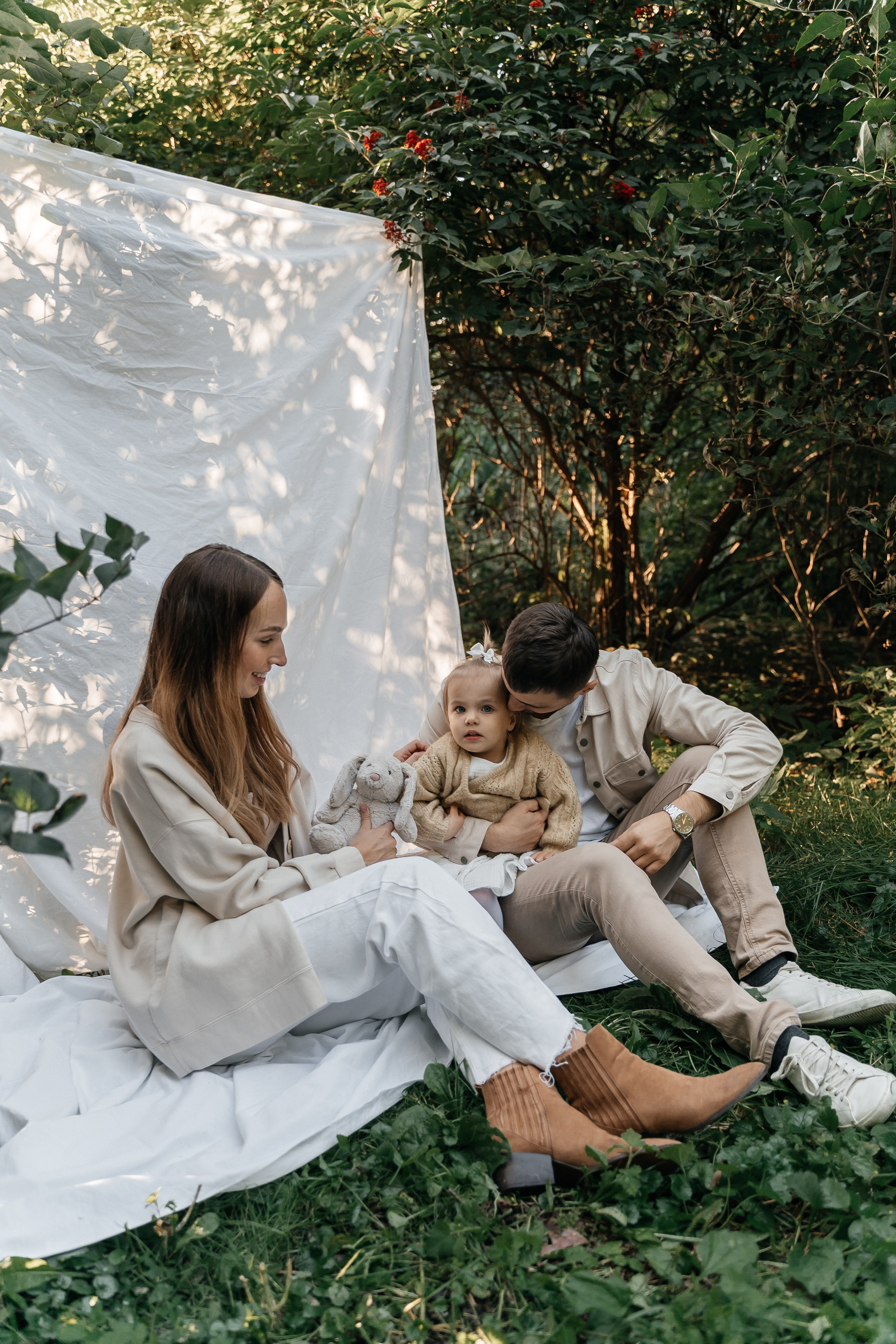 Лёша, Ксюша и Вика. Волик Мария