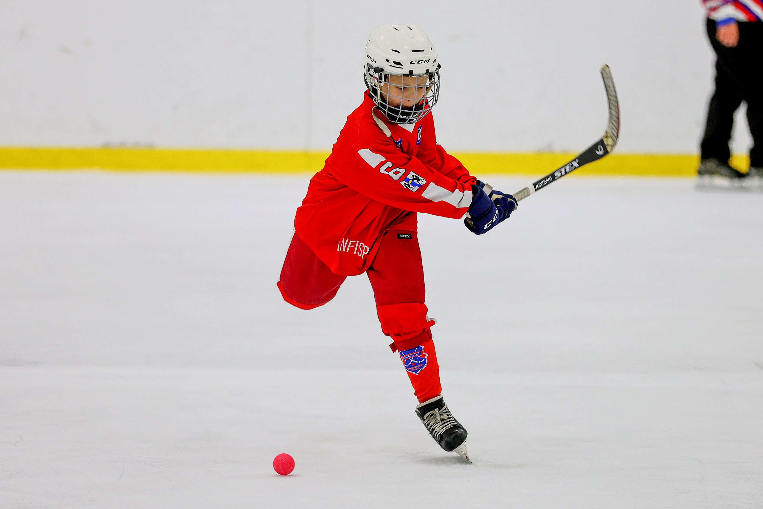 ХОККЕЙ С МЯЧОМ. Репортажный фотограф в Нижнем Новгороде и Москве Ангелина Ильичева