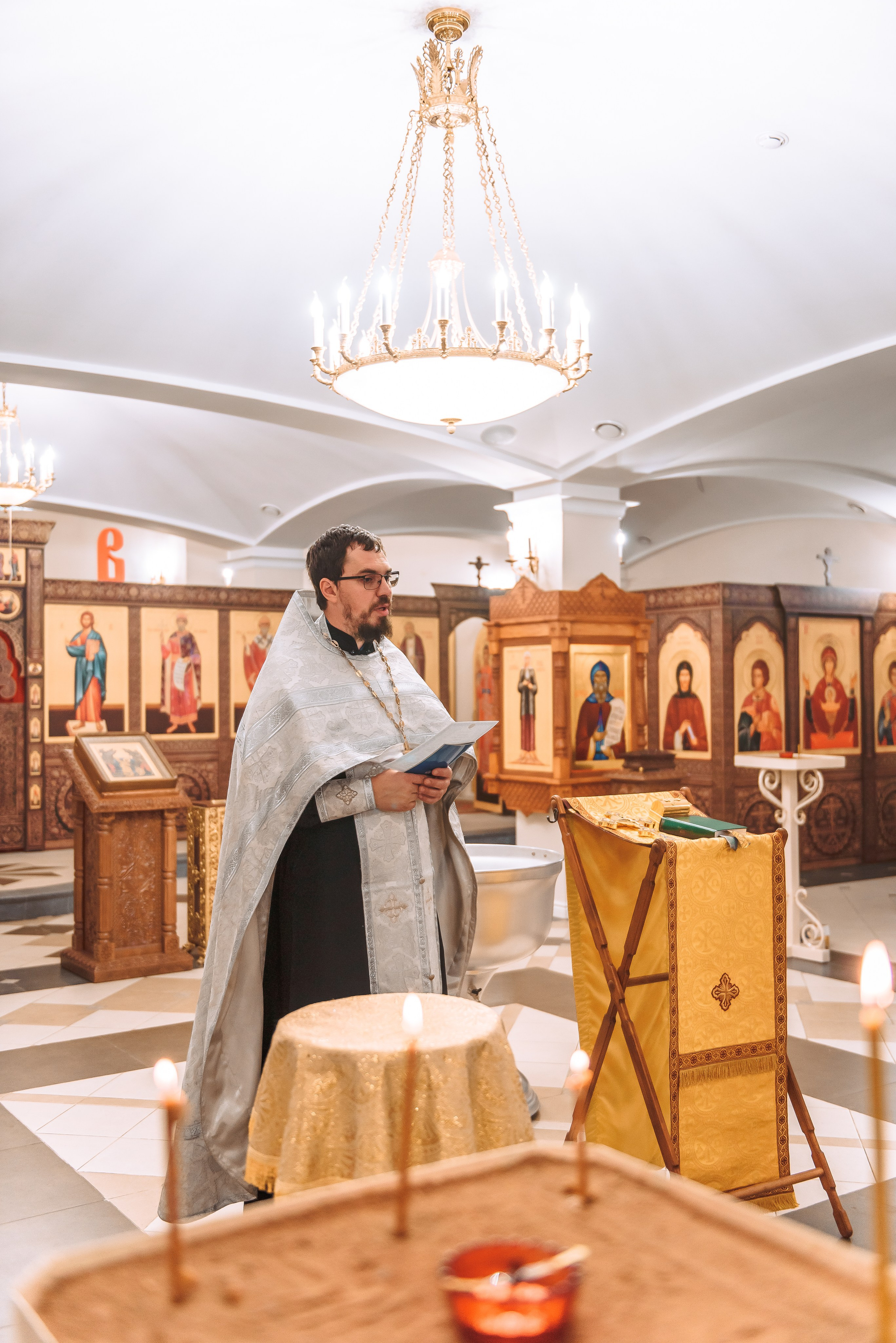 Крещение в Храме иконы Божией Матери Неупиваемая Чаша. Свадебный и семейный фотограф в Москве Юлия Винник