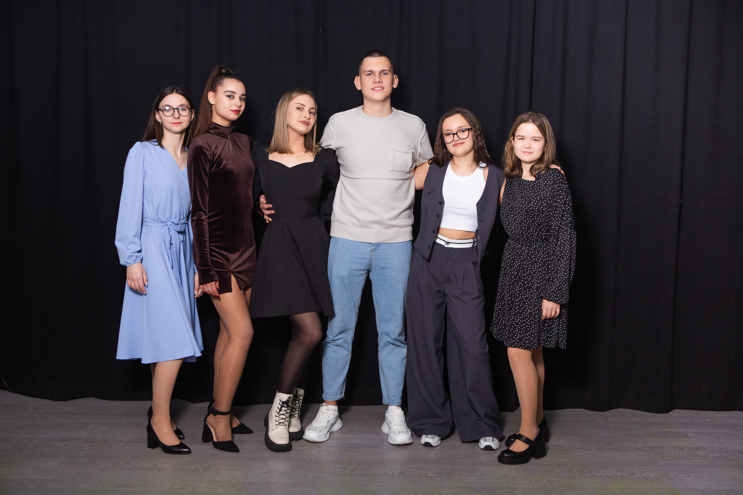 ФОТОСЕССИЯ ДЛЯ 9 КЛАССА В СТУДИИ. ТВОЙ АЛЬБОМ / ТВОИ ПРАВИЛА