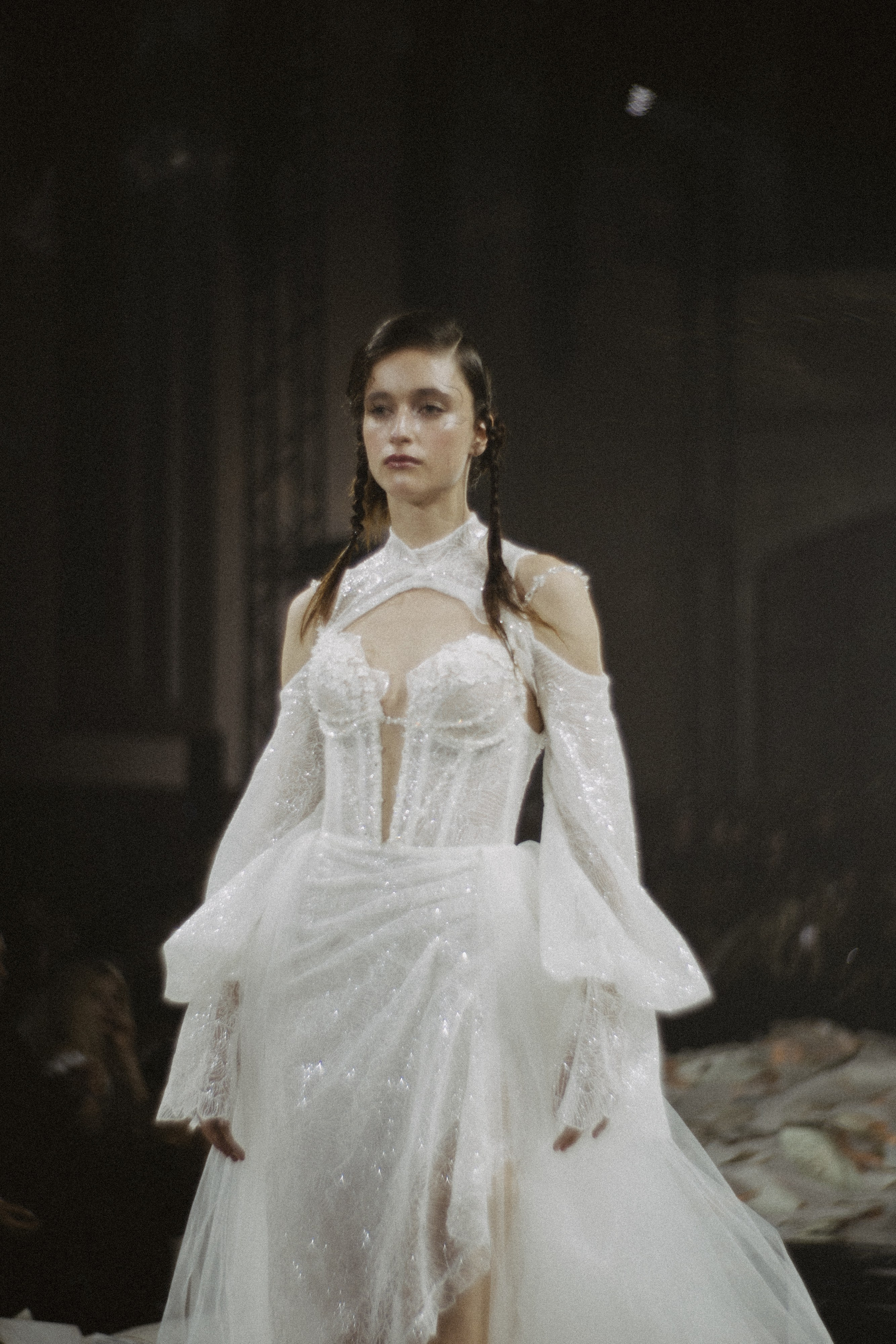 Rara Avis Fashion Show 2026. Fusion Wedding Photographer