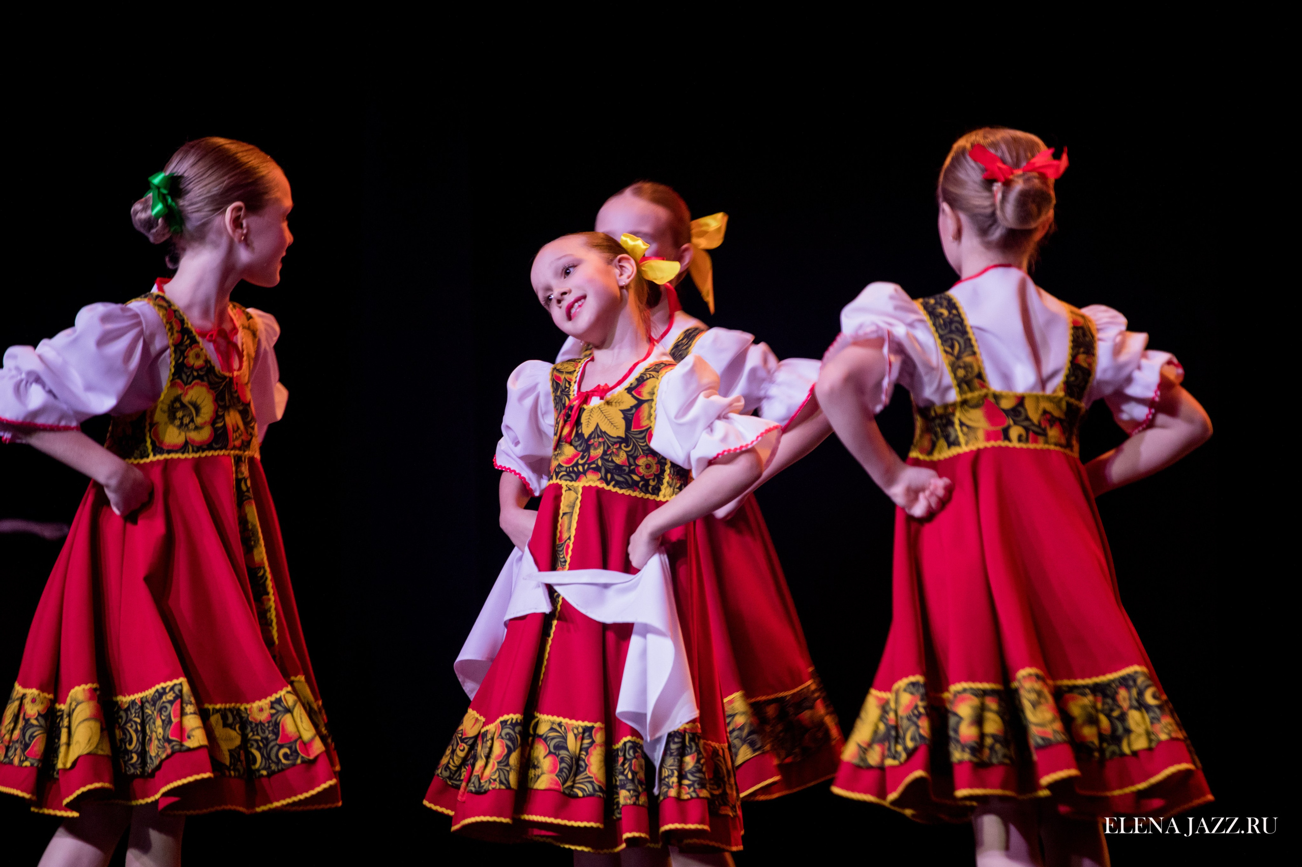 Концерт танцевального коллектива. Репортажный фотограф Елена Джаз в Москва