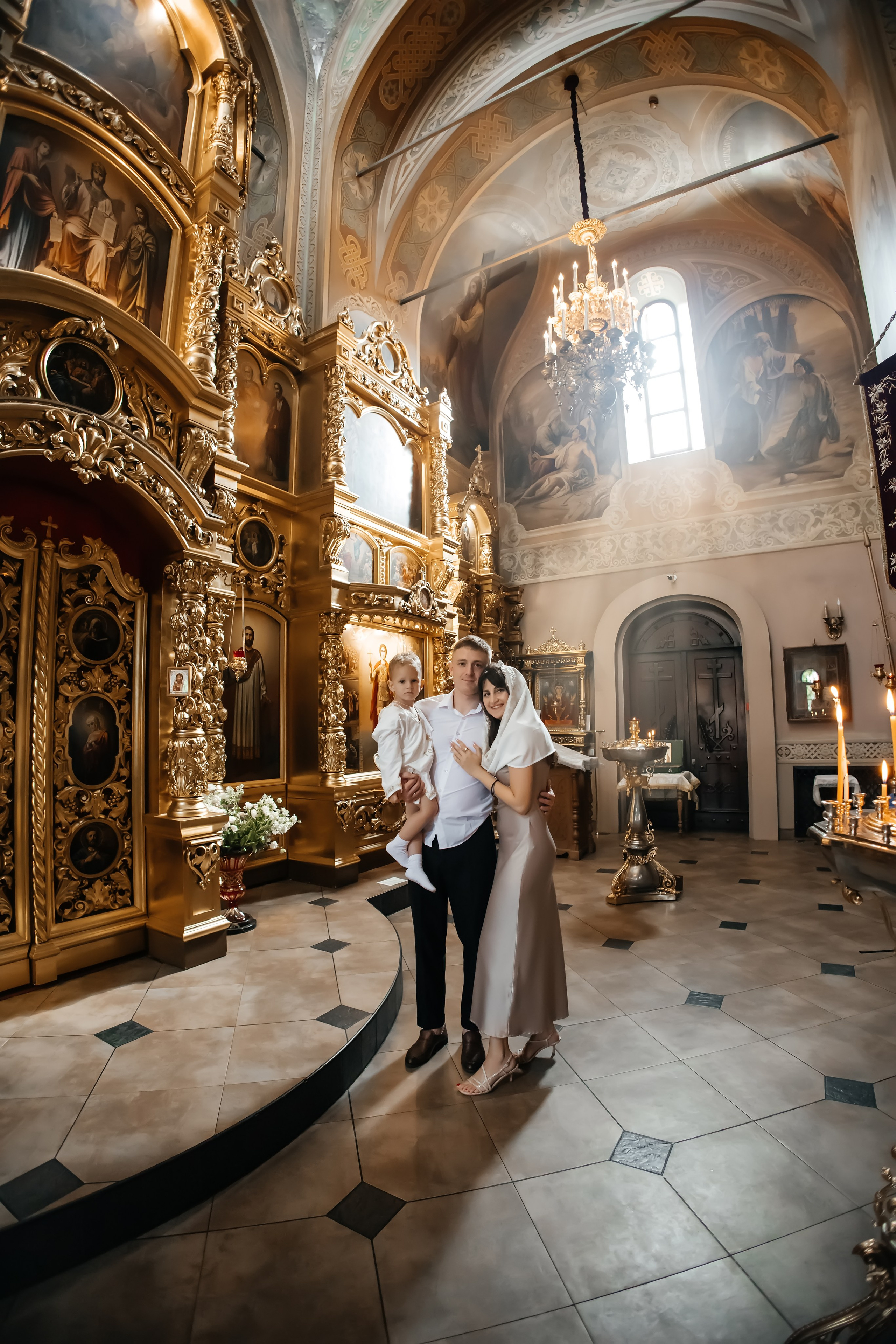 Крещение Гордея в Храме Уара в Вешках. Фотограф на крещение и венчание Москва  Надежда Баланина