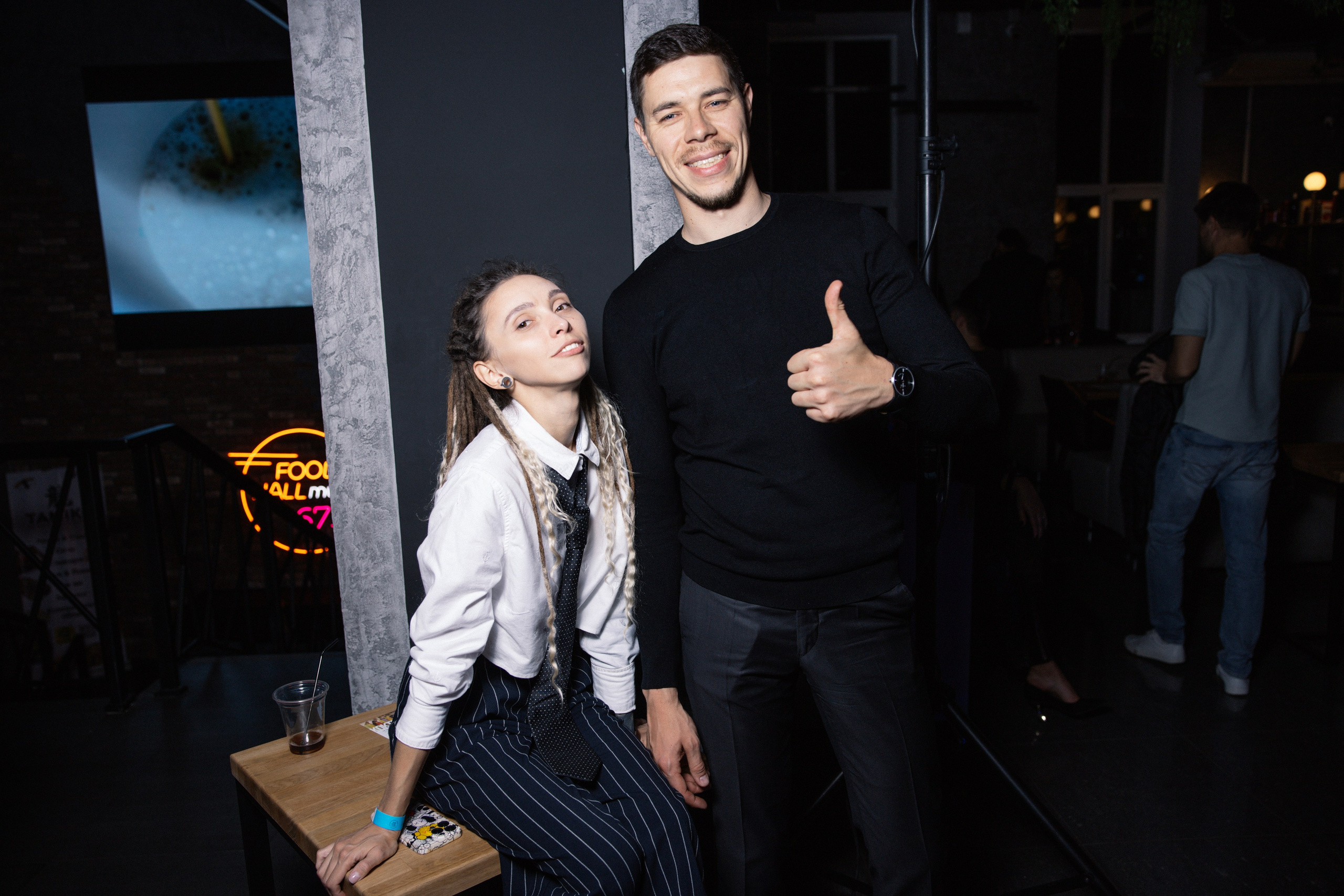 Соседи, Тусец. Фотограф Эдуарда Титанян