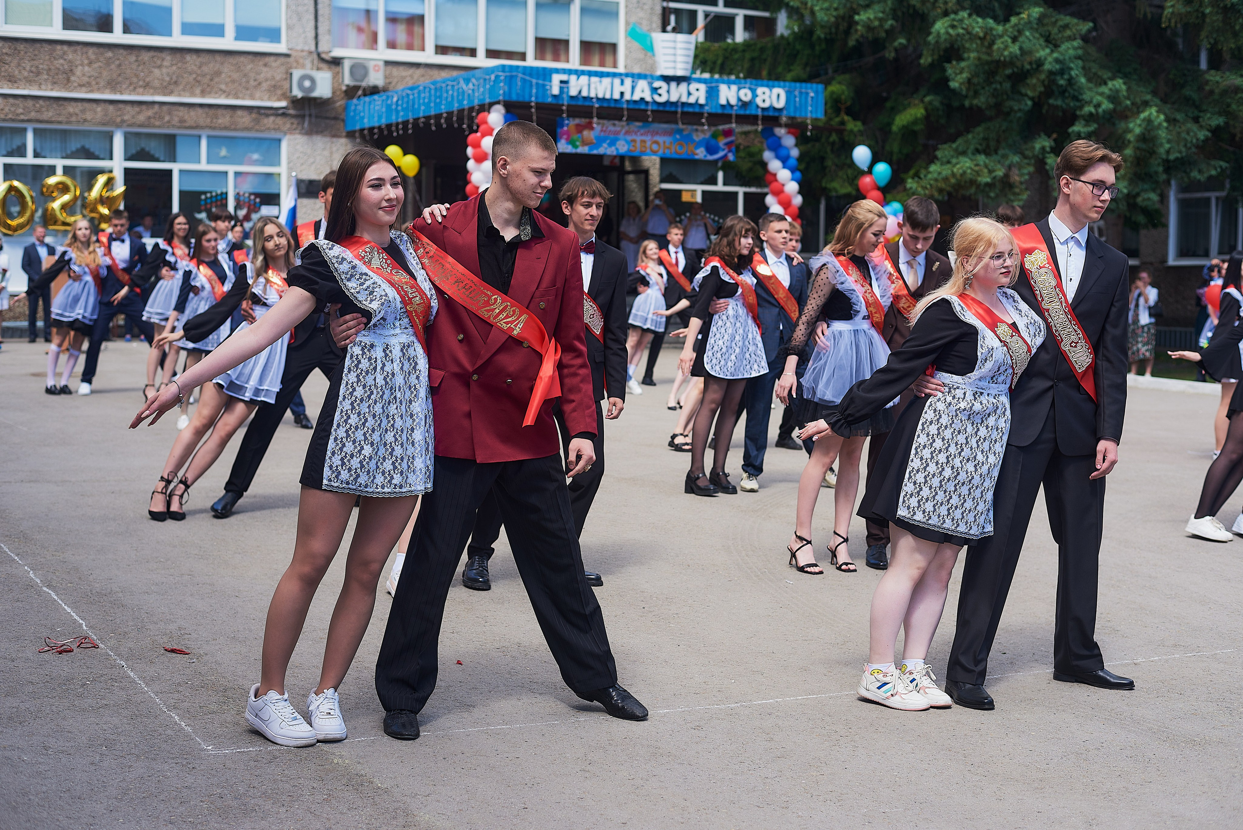 Последний звонок. Фотограф Елена Дука. Контент съемка. Семейная фотография