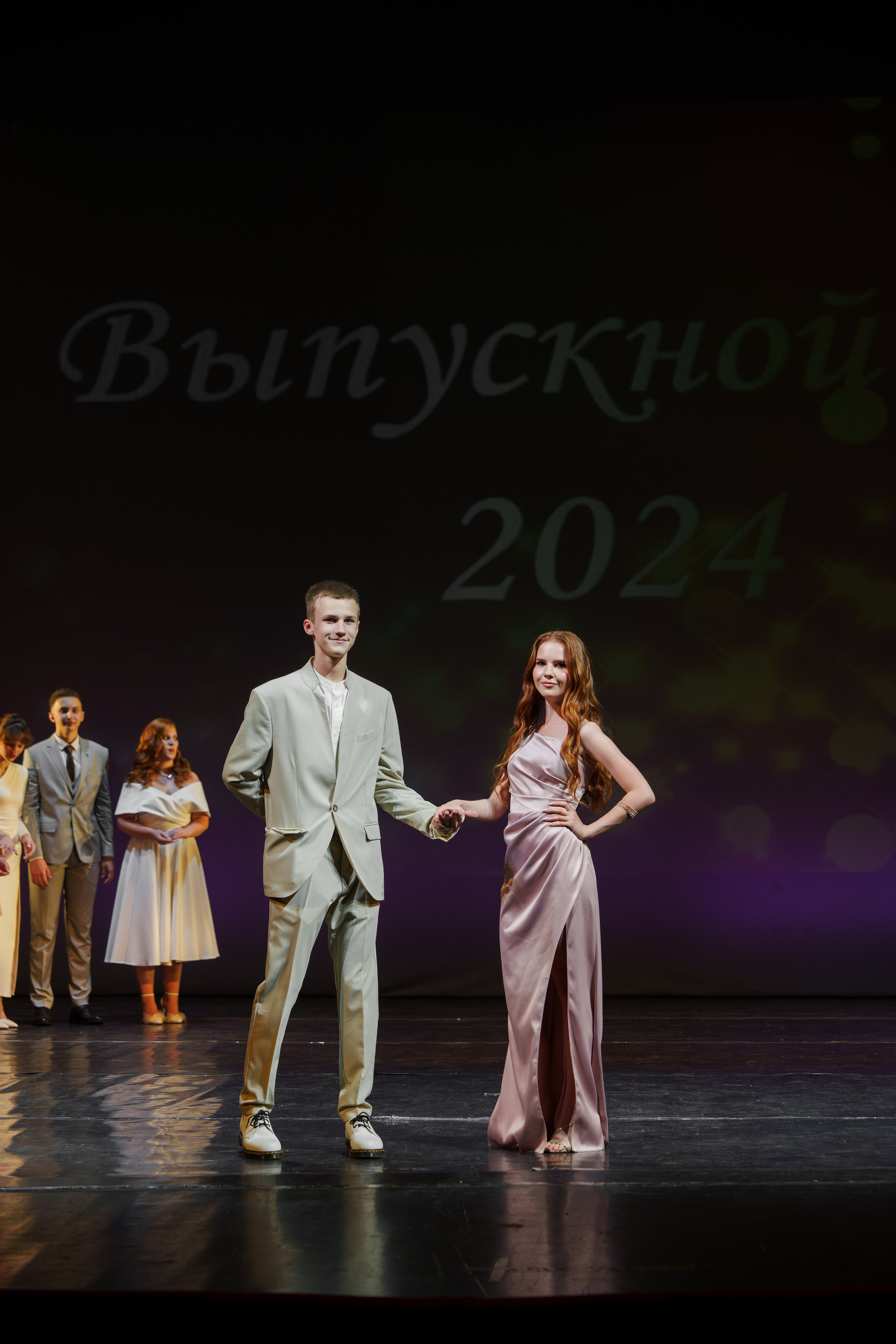 Выпускной Гимназия 7. Свадебный и репортажный фотограф Элина Козырьянова