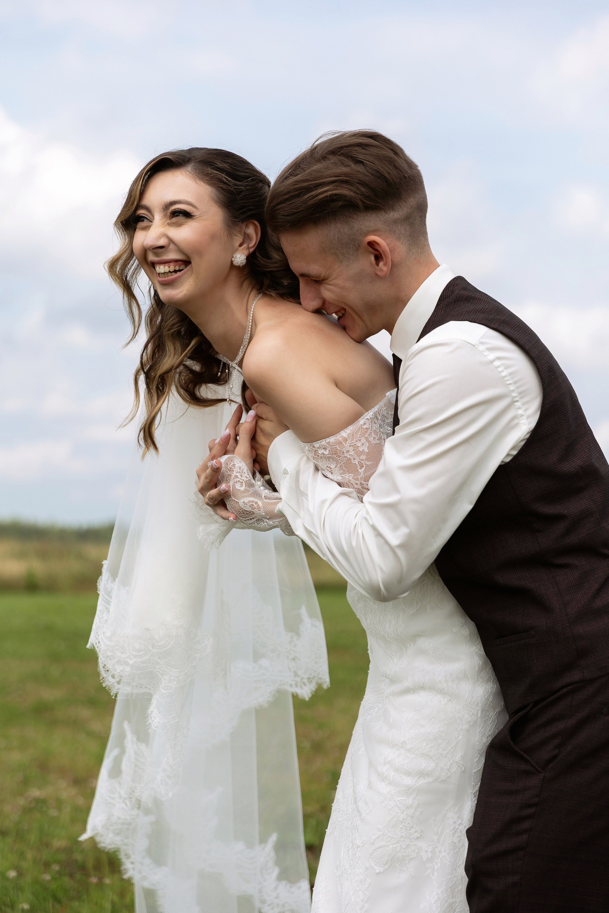 Вика и Никита. Свадебный и семейный фотограф Татьяна Ласкина в Великом Новгороде