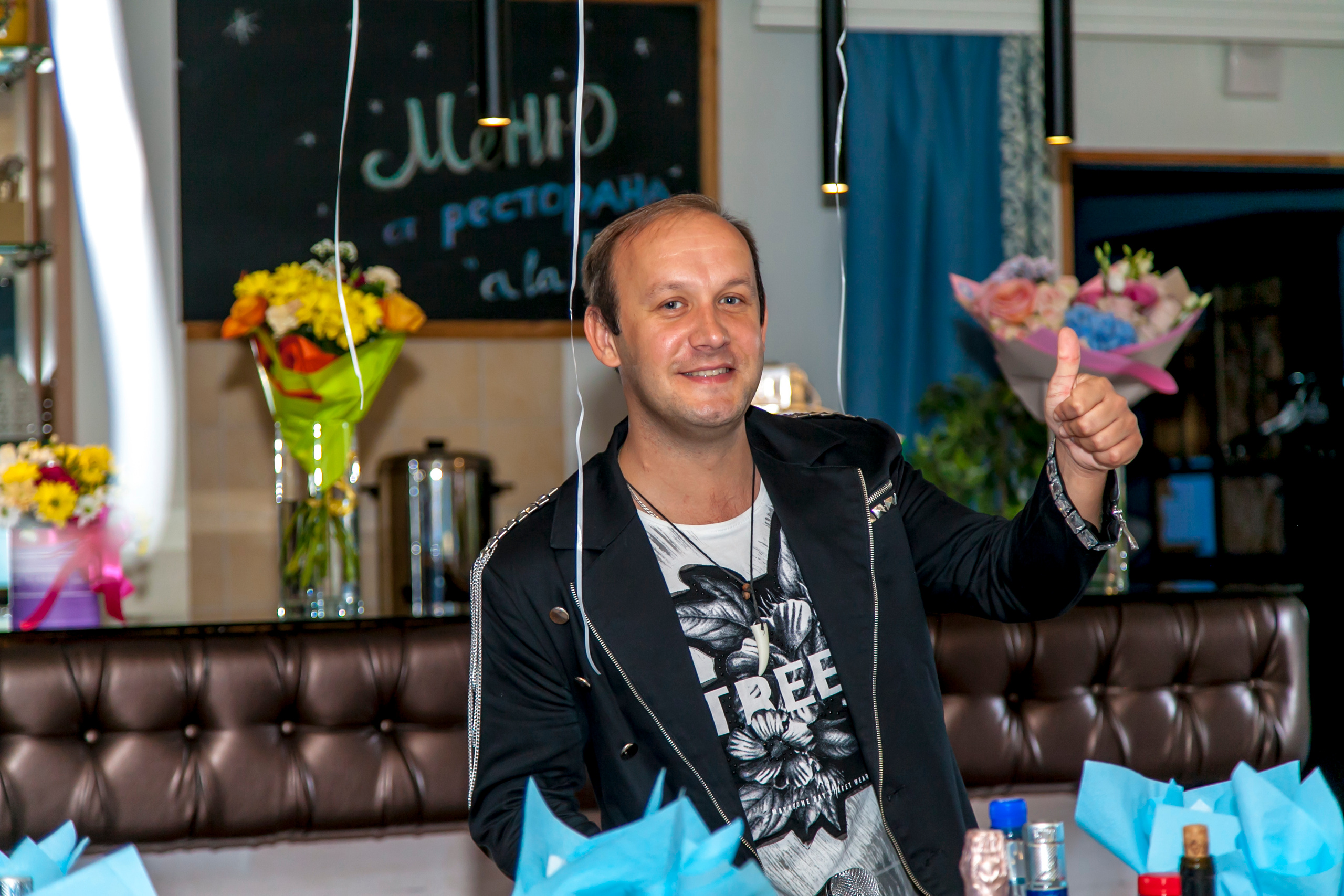 Поющий ведущий Сергей Голубев. Ведущий, Тамада, DJ, фото в Перми. Хорошее настроение