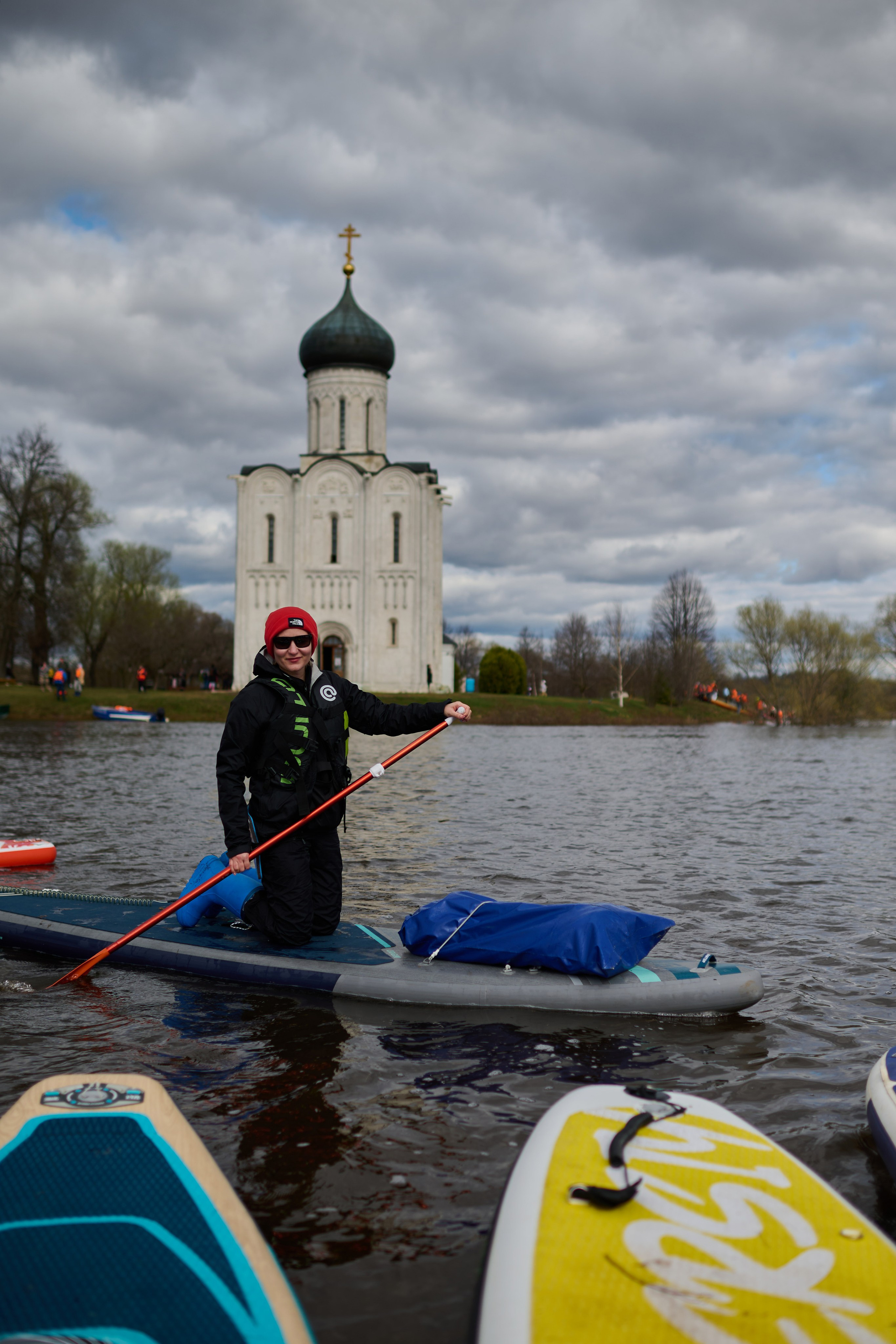 Владимир Покрова на Нерли, апрель. Главная