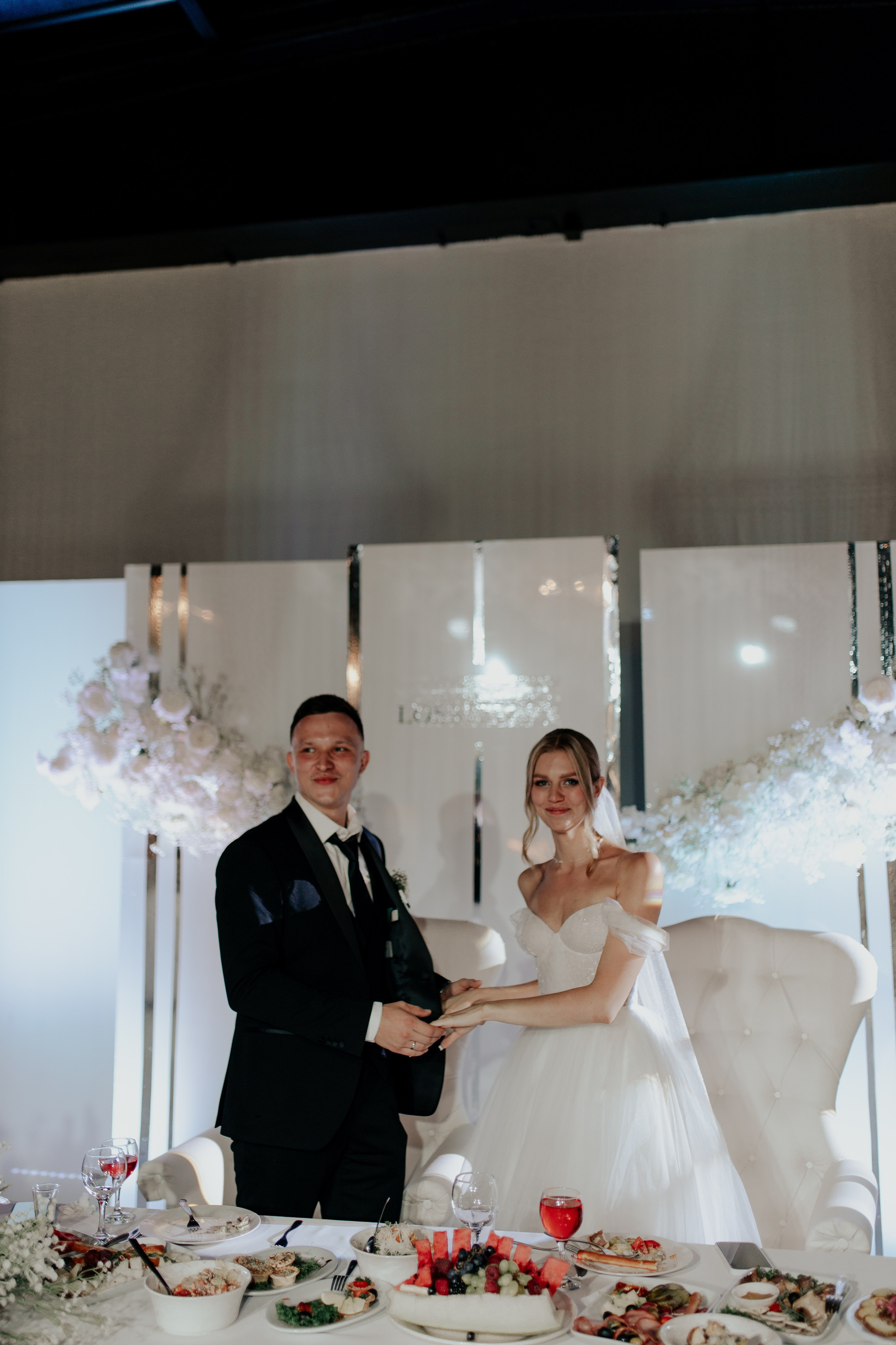 Свадебный банкет в Санкт-Петербурге — Трогательная фотосессия с родными и лавстори. Фотограф в Санкт-Петербурге Лиза Семченкова