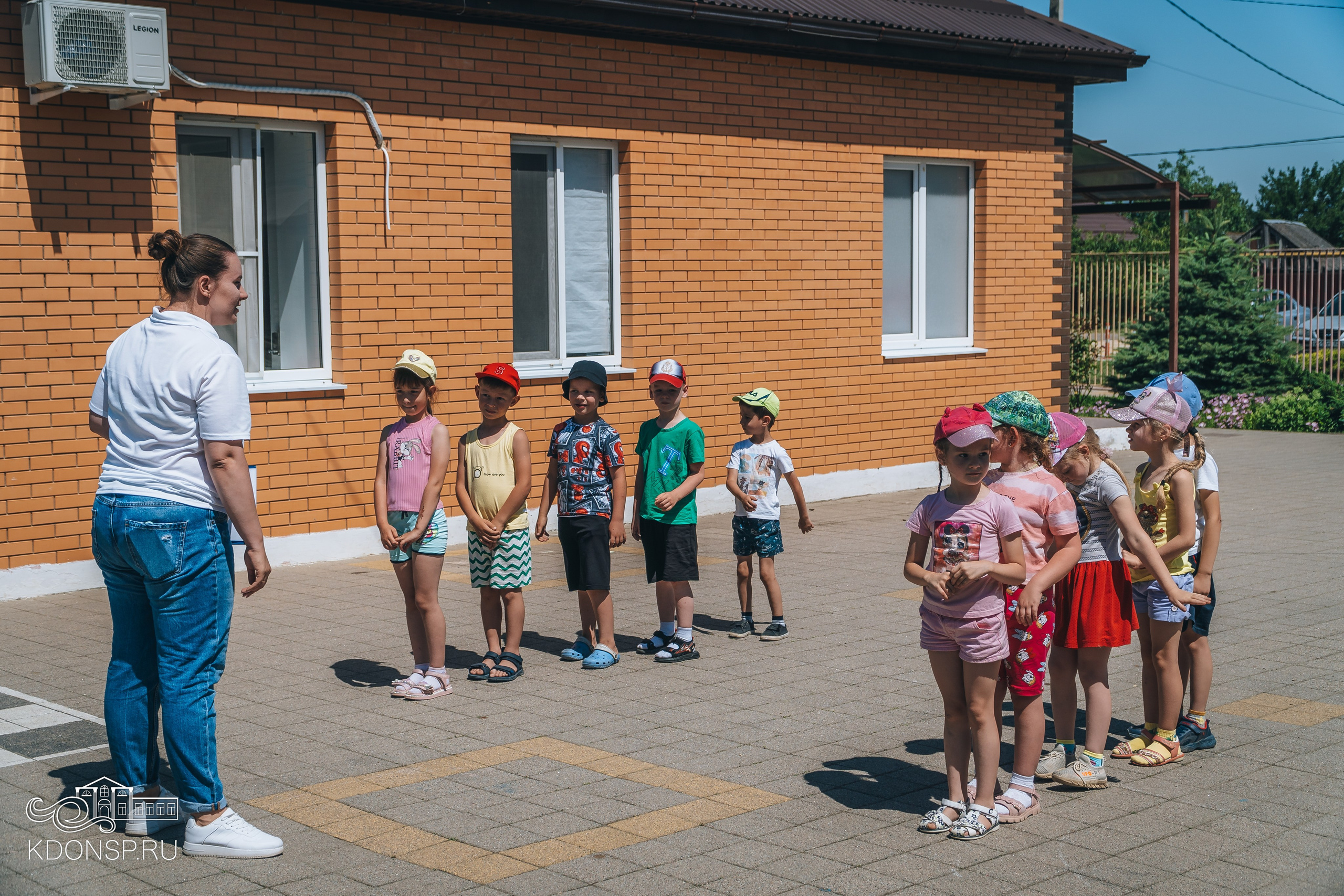 «У нас Родина одна». Новотитаровский Дом культуры