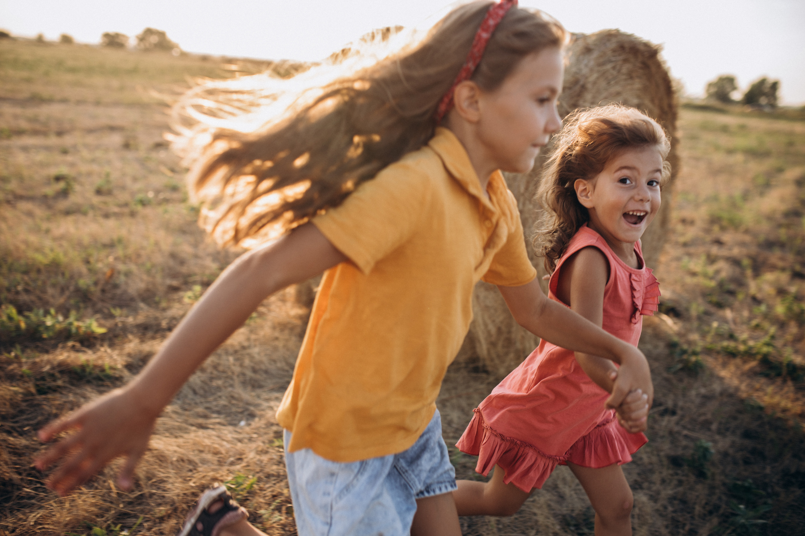Семейная съёмка в стогах. Семейный фотограф в Самаре Елена Ефимова