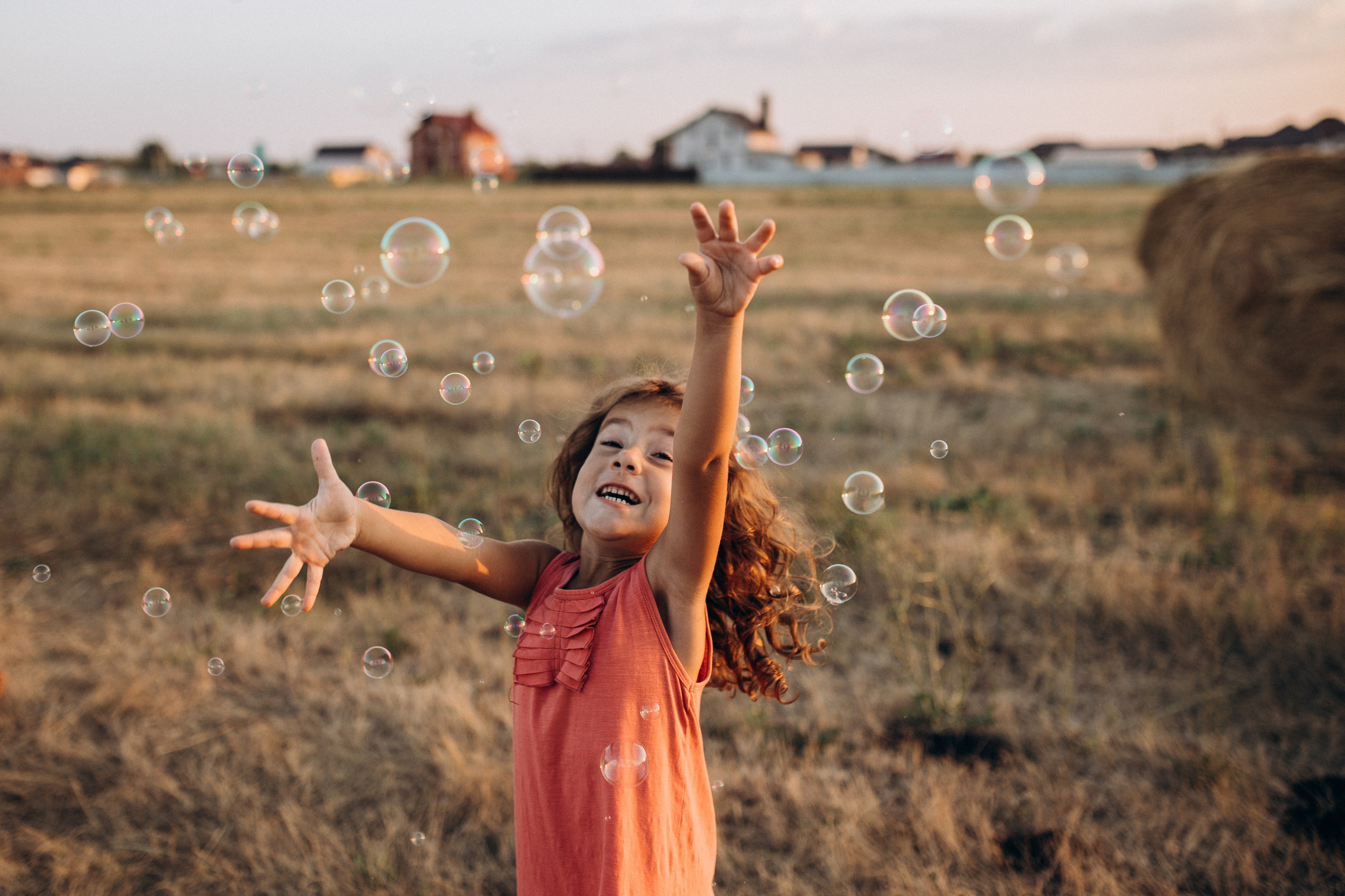 Семейная съёмка в стогах. Семейный фотограф в Самаре Елена Ефимова
