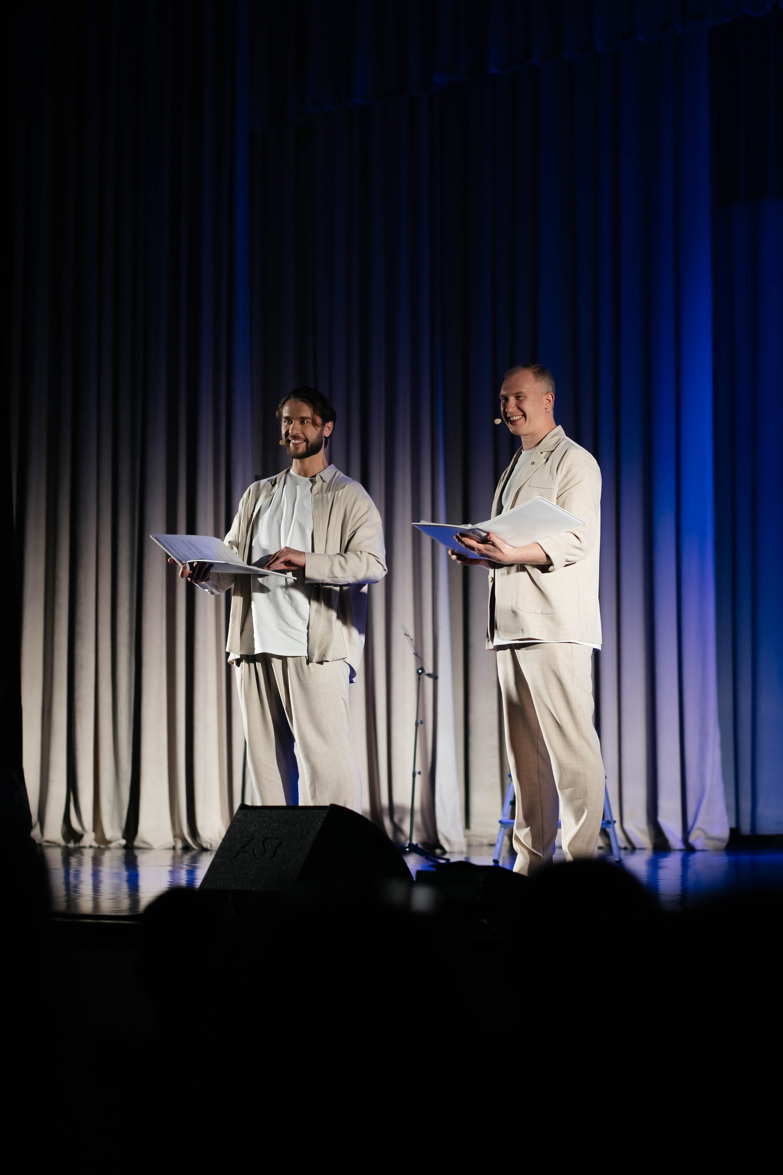 НИТЬЯ " В объятьях неба». Женский фотограф в Оренбурге Ирина Заводчикова