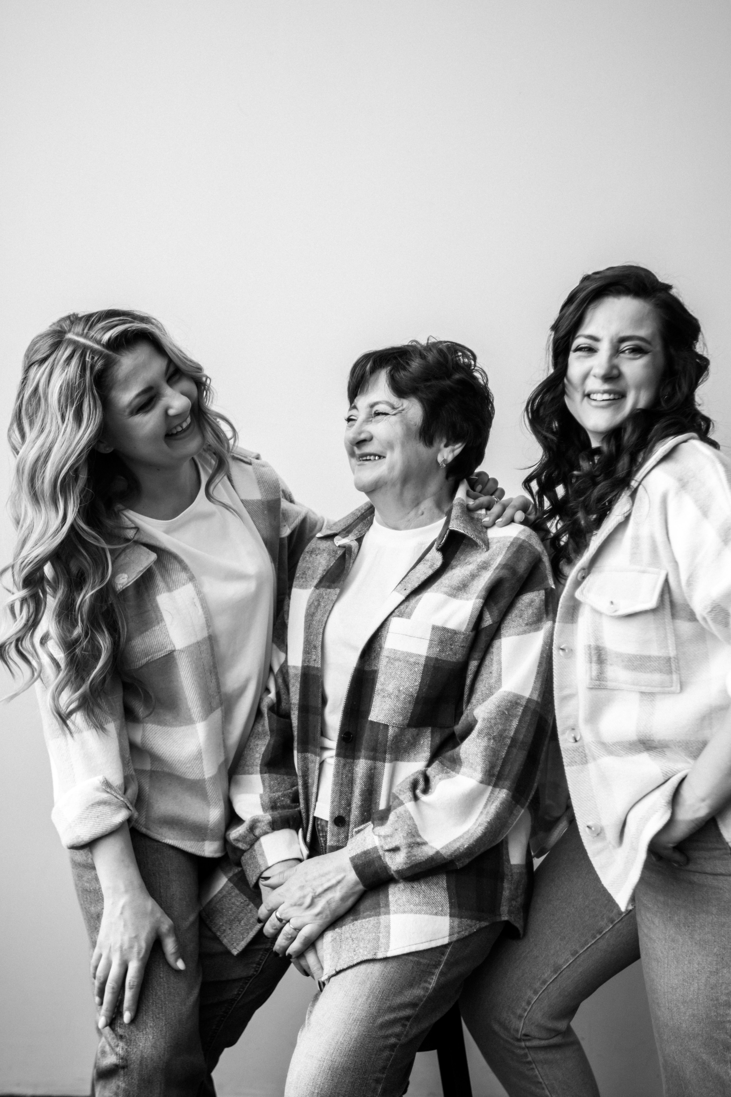 Настя, Маша и Мама. Главная