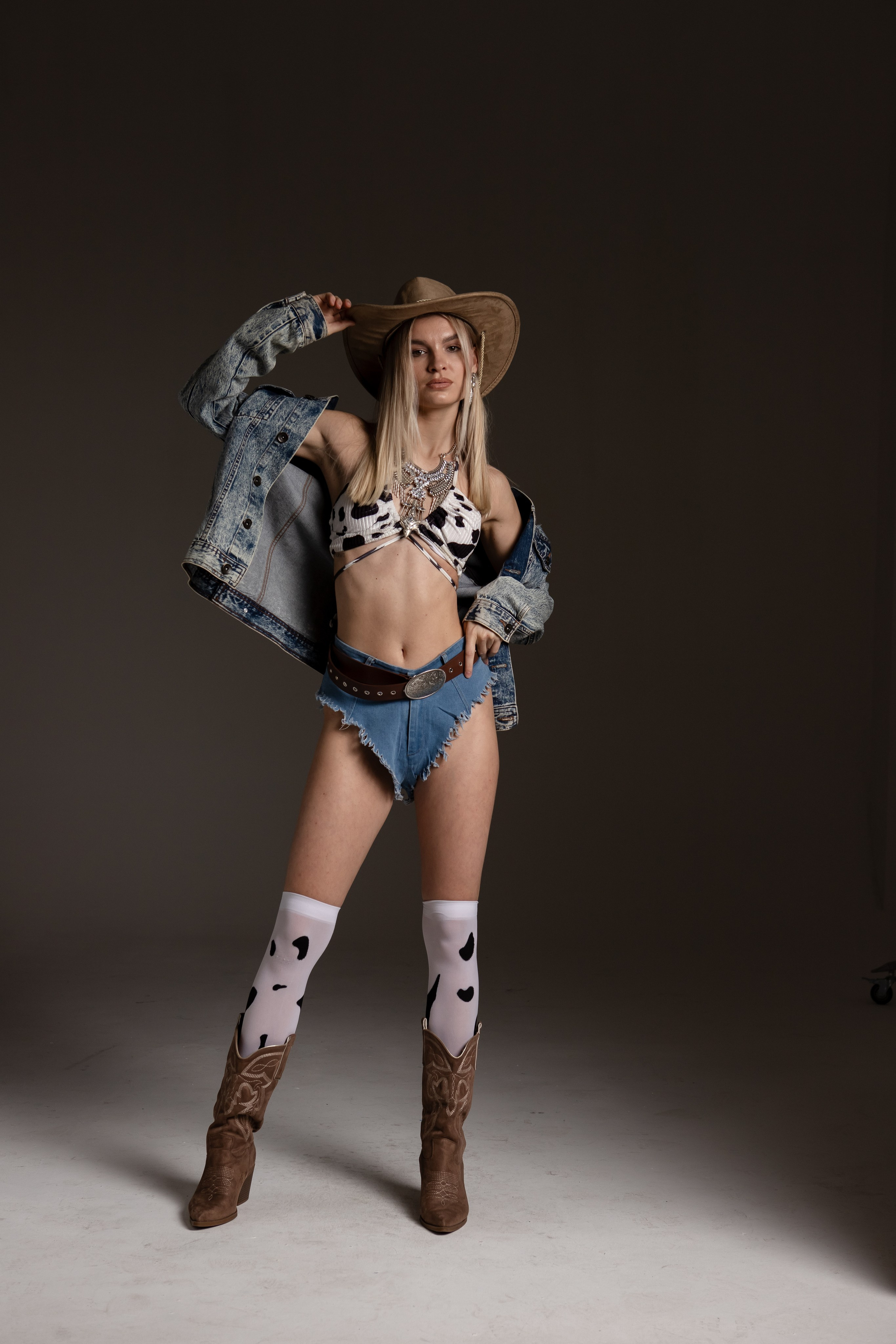 Альбом 4. Фотограф Юлия Тихонова