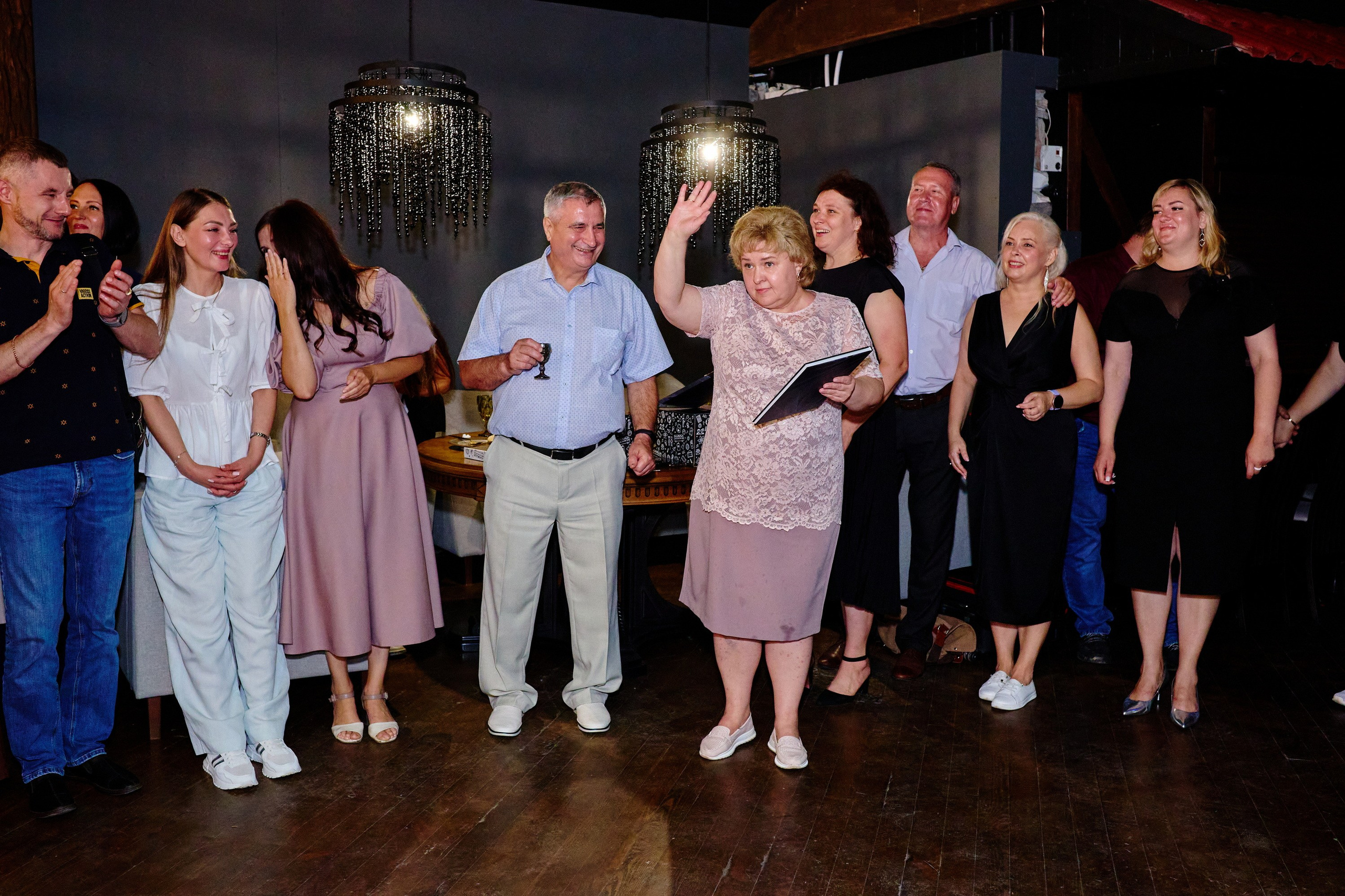 Выпускной 35 Сош. Фотограф Выпускные альбомы Таганрог Сергей Коробченко