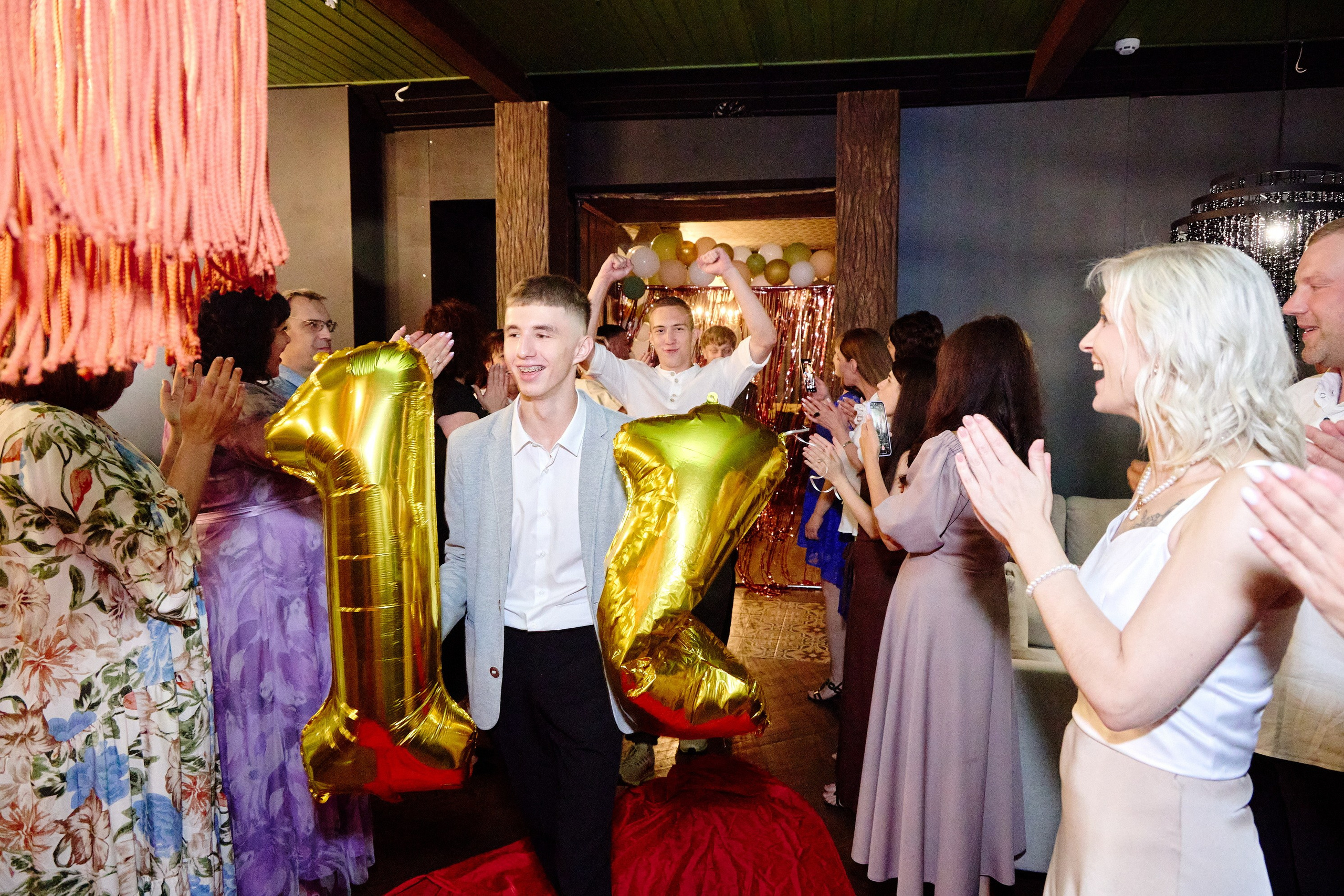 Выпускной 35 Сош. Фотограф Выпускные альбомы Таганрог Сергей Коробченко