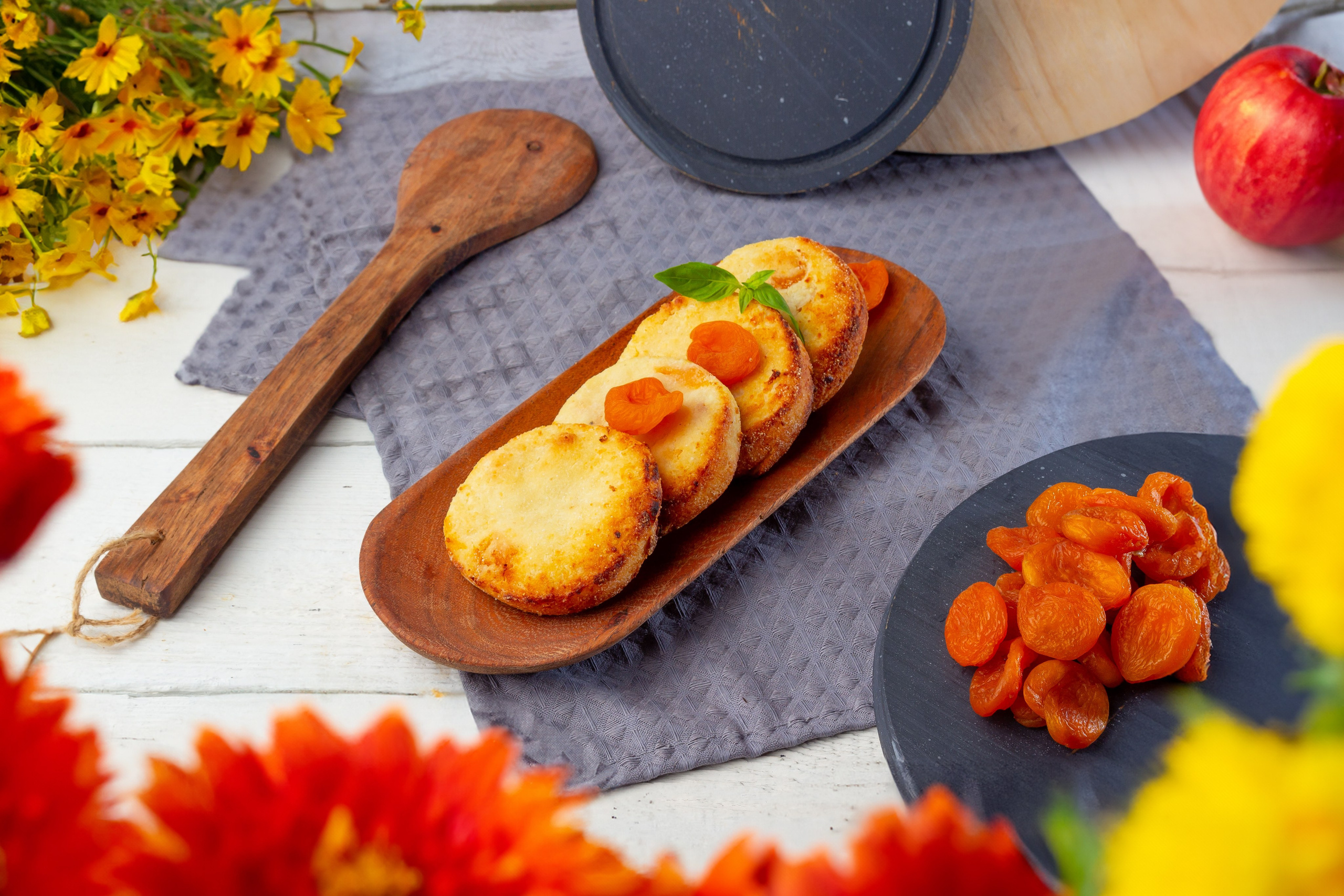 Сырники с курагой