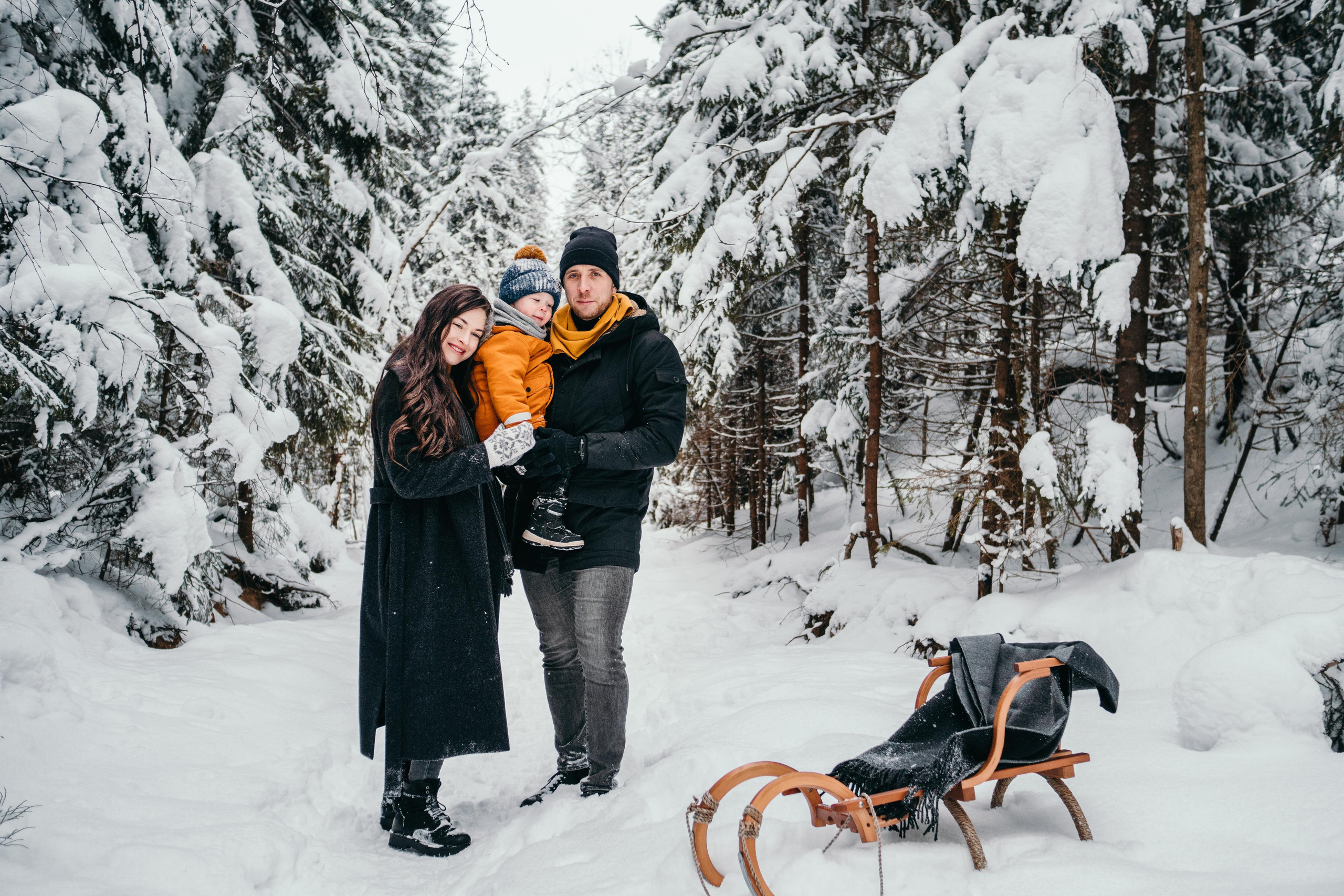 Фотосессия в зимнем лесу в Санкт-Петербурге. Семейный и детский фотограф в Санкт-Петербурге Наталья Григорьева