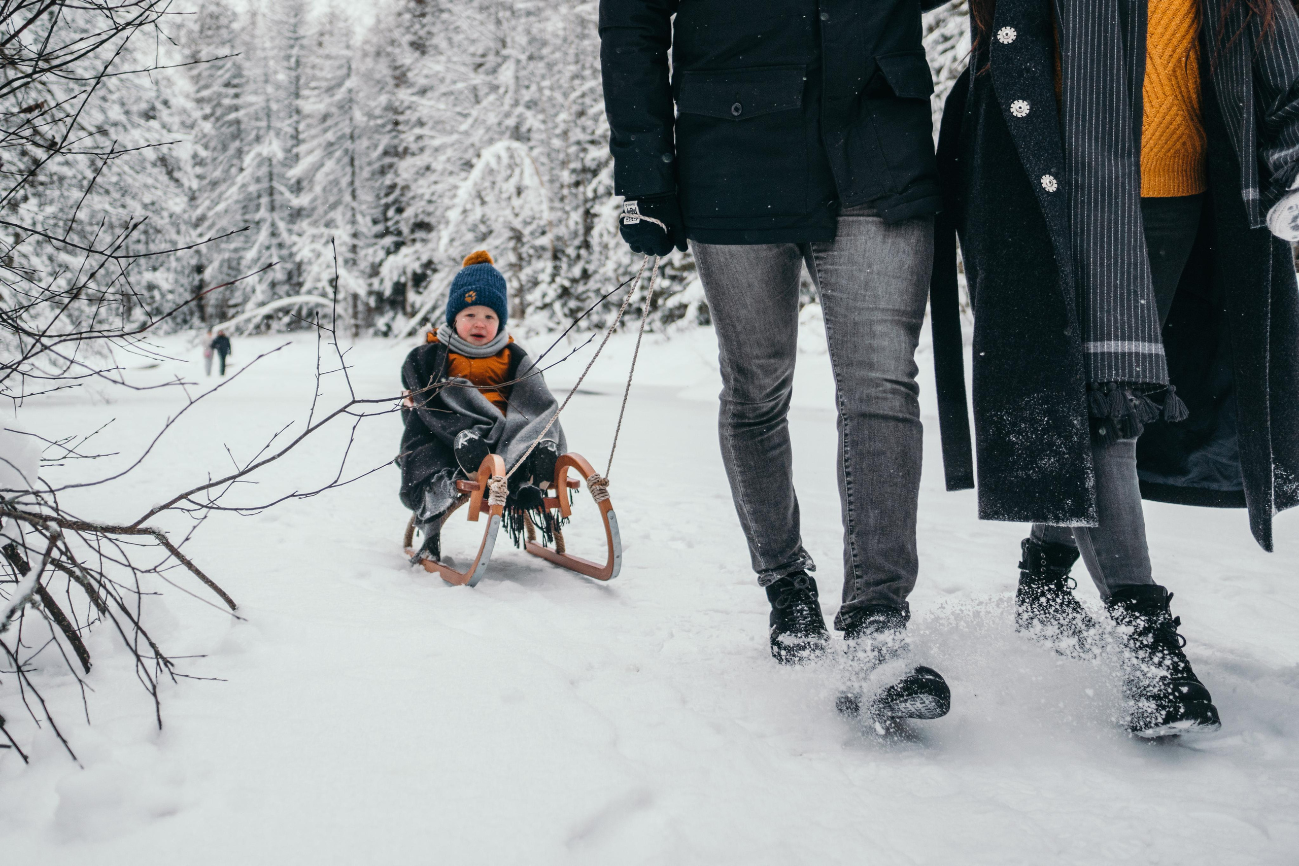 Фотосессия в зимнем лесу в Санкт-Петербурге. Семейный и детский фотограф в Санкт-Петербурге Наталья Григорьева