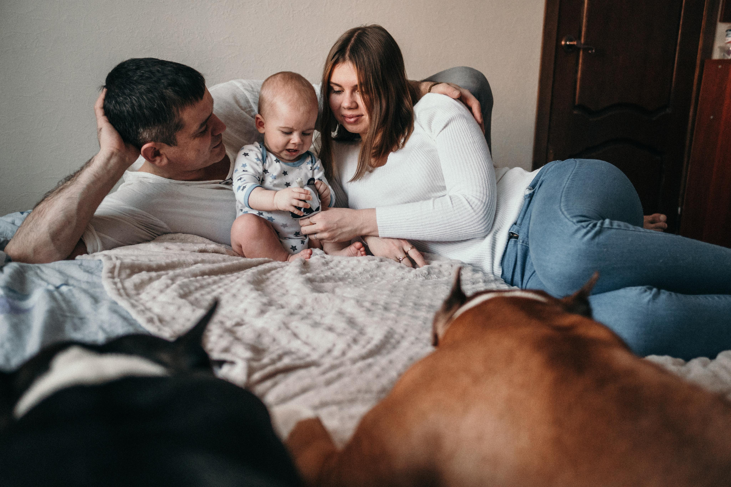 Домашняя фотосессия с собаками. Семейный и детский фотограф в Санкт-Петербурге Наталья Григорьева