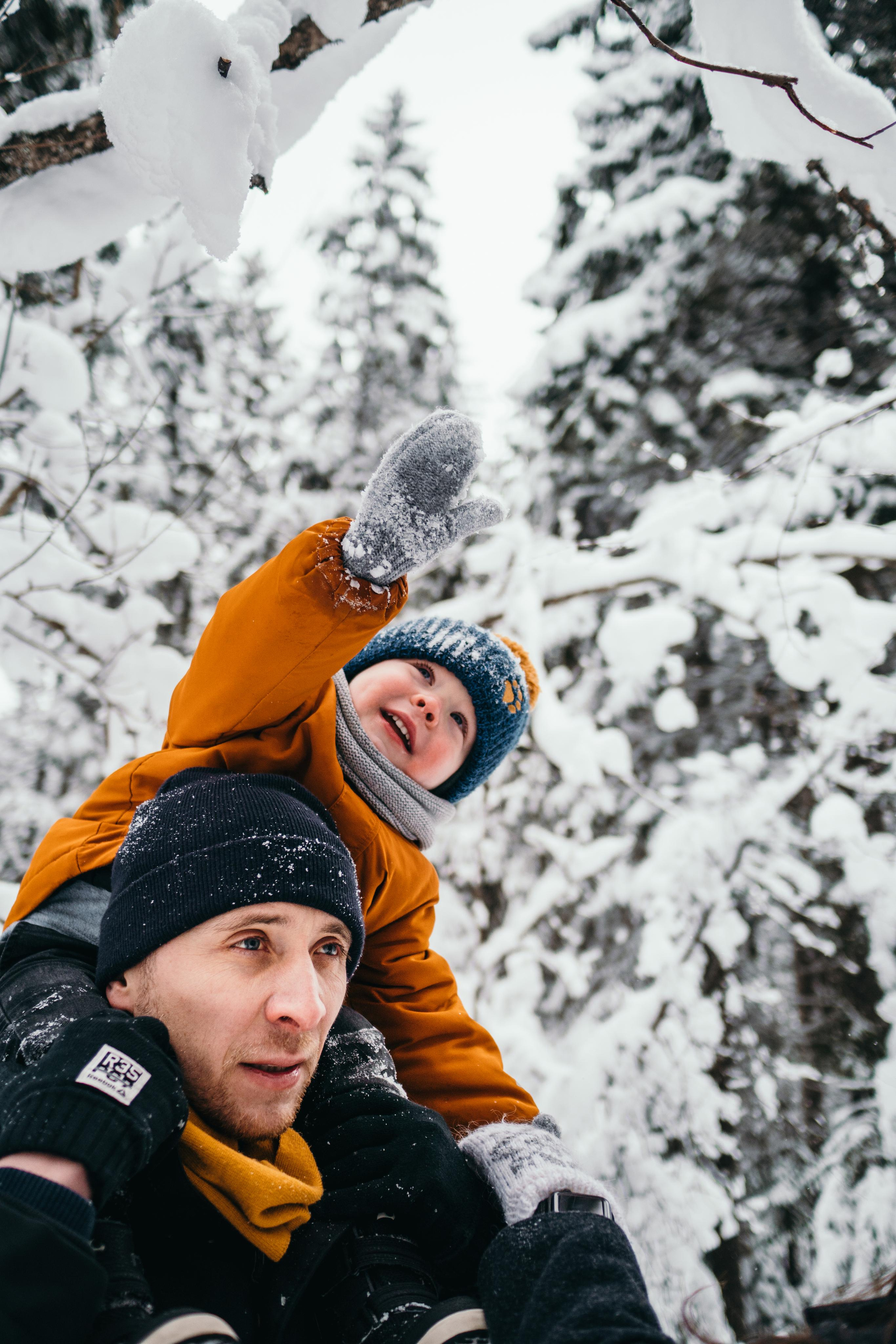 Фотосессия в зимнем лесу в Санкт-Петербурге. Семейный и детский фотограф в Санкт-Петербурге Наталья Григорьева