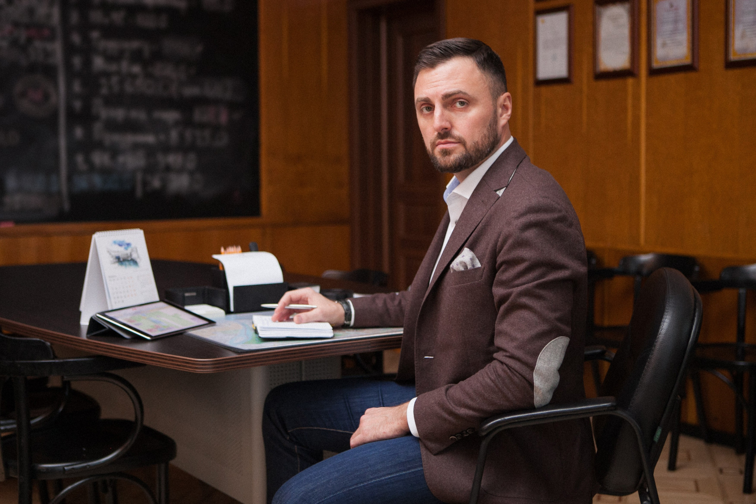 — Деловой портрет. Брук Артём