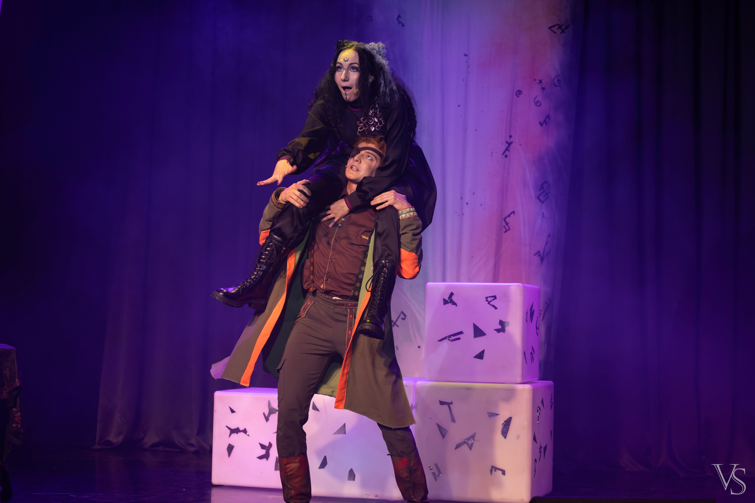 Книга стихий 25.01. Фотограф Виктор Степанов