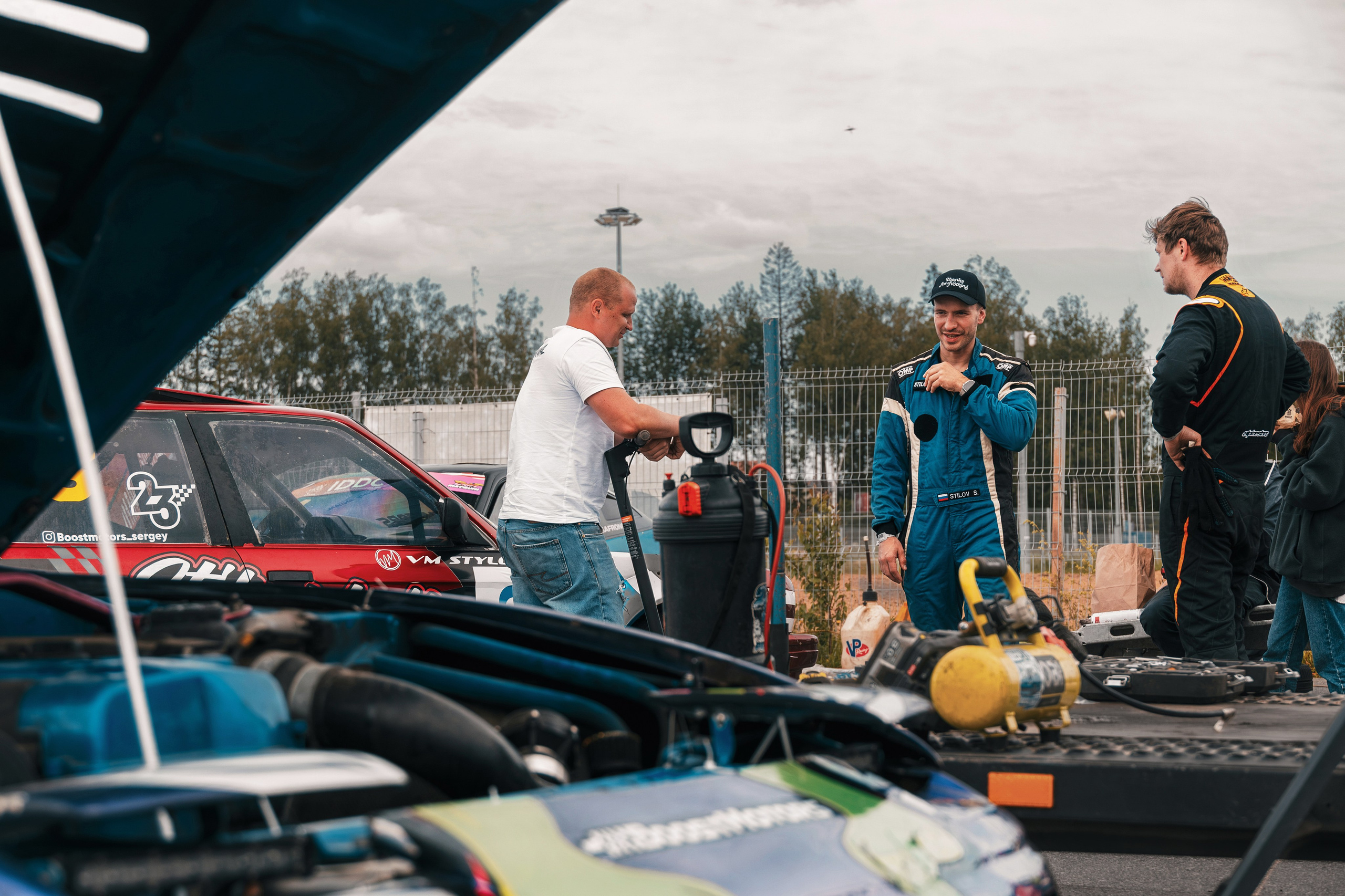 IDDC Этап 2: Бетонный Колизей и блогеры в деле