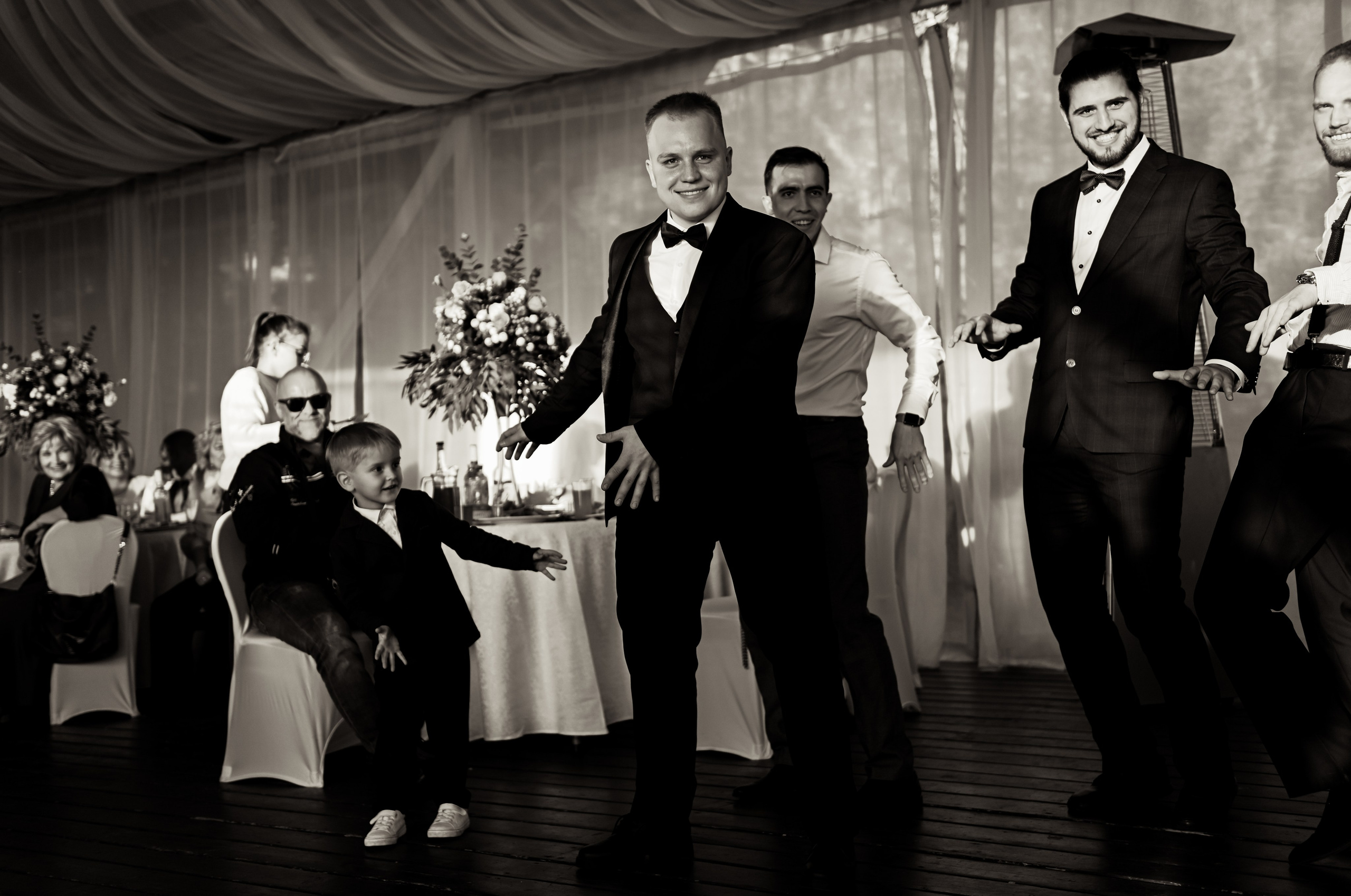 Шикарные ребята Владислав и Анастасия. Свадебный, семейный, детский, контент фотограф в Омске Максим Ильин