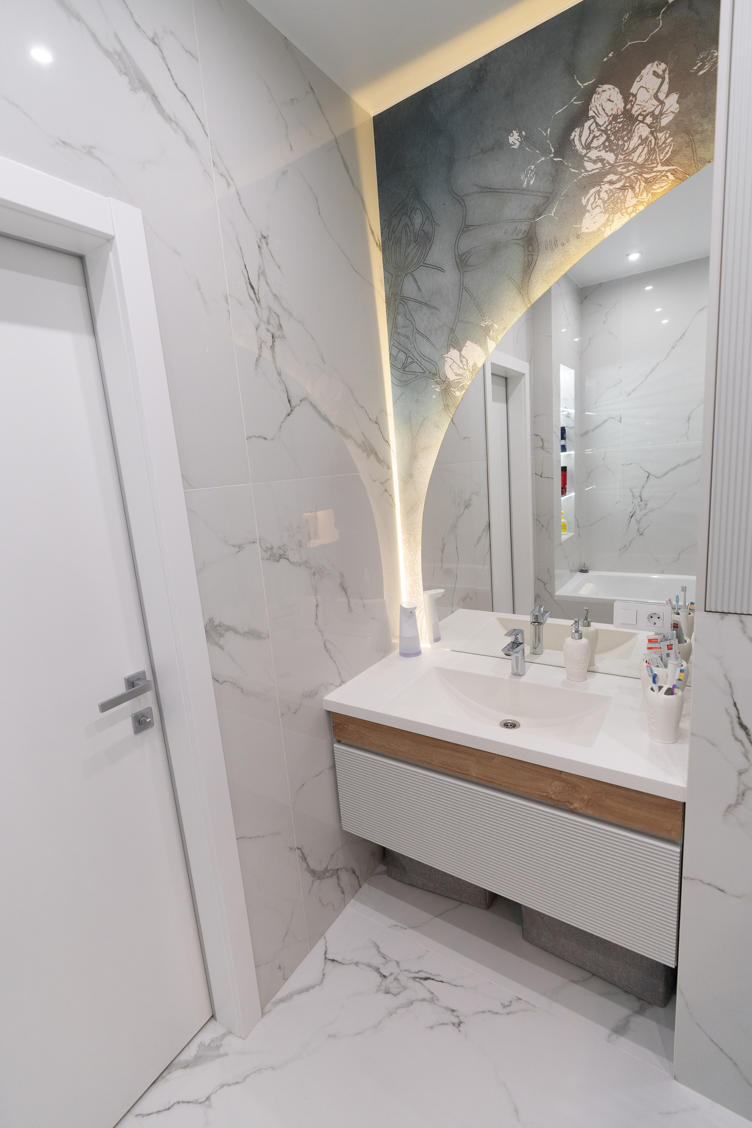 Яркая атмосферная квартира с изюминкой спальня-гостиная. Батракова Наталья дизайнер интерьеров Санкт-Петербург Москва Архангель