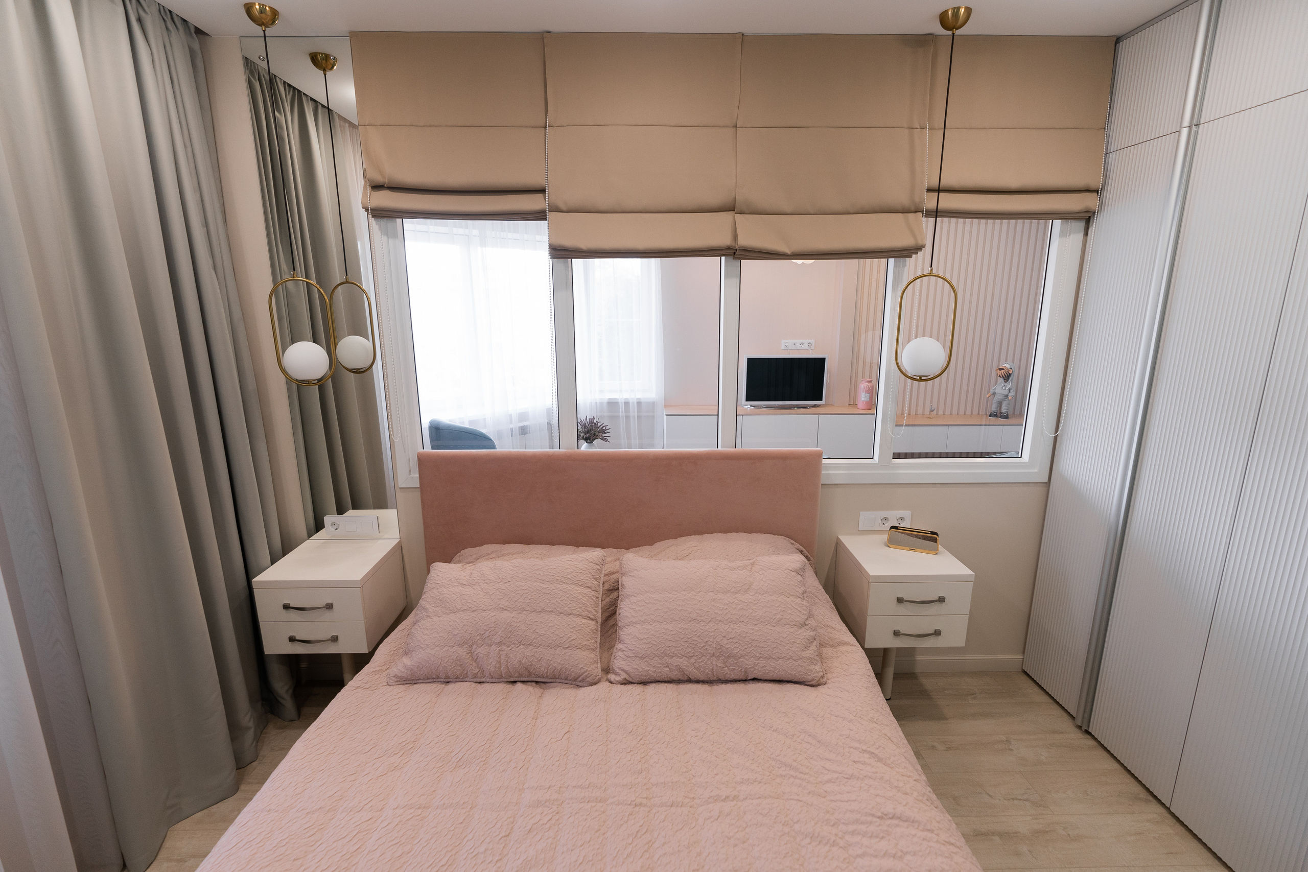 Яркая атмосферная квартира с изюминкой спальня-гостиная. Батракова Наталья дизайнер интерьеров Санкт-Петербург Москва Архангель