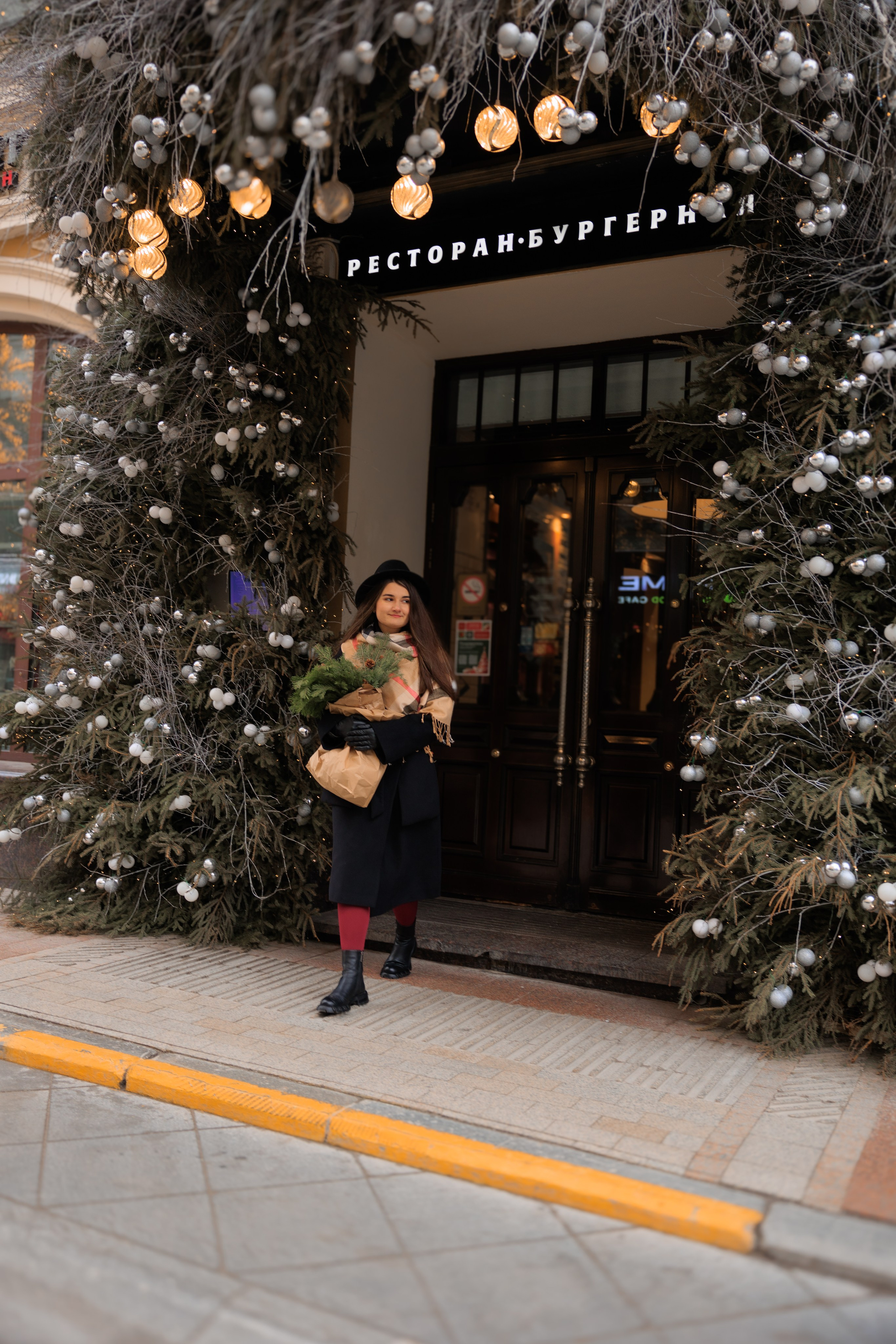 ДАША. Я фотограф из Москвы к Вашим услугам