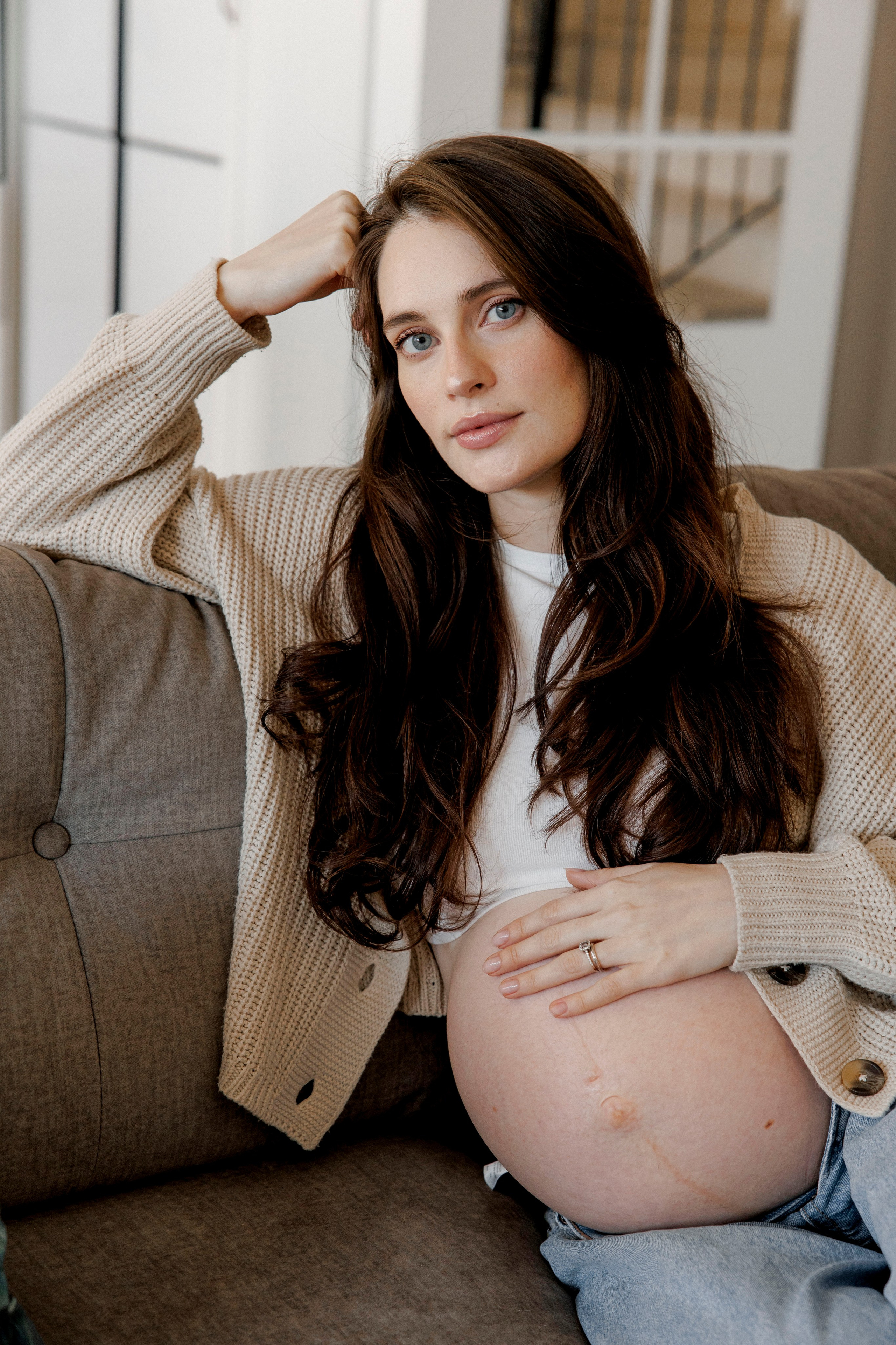 Pregnancy photoshoot (home/park/beach). Главная