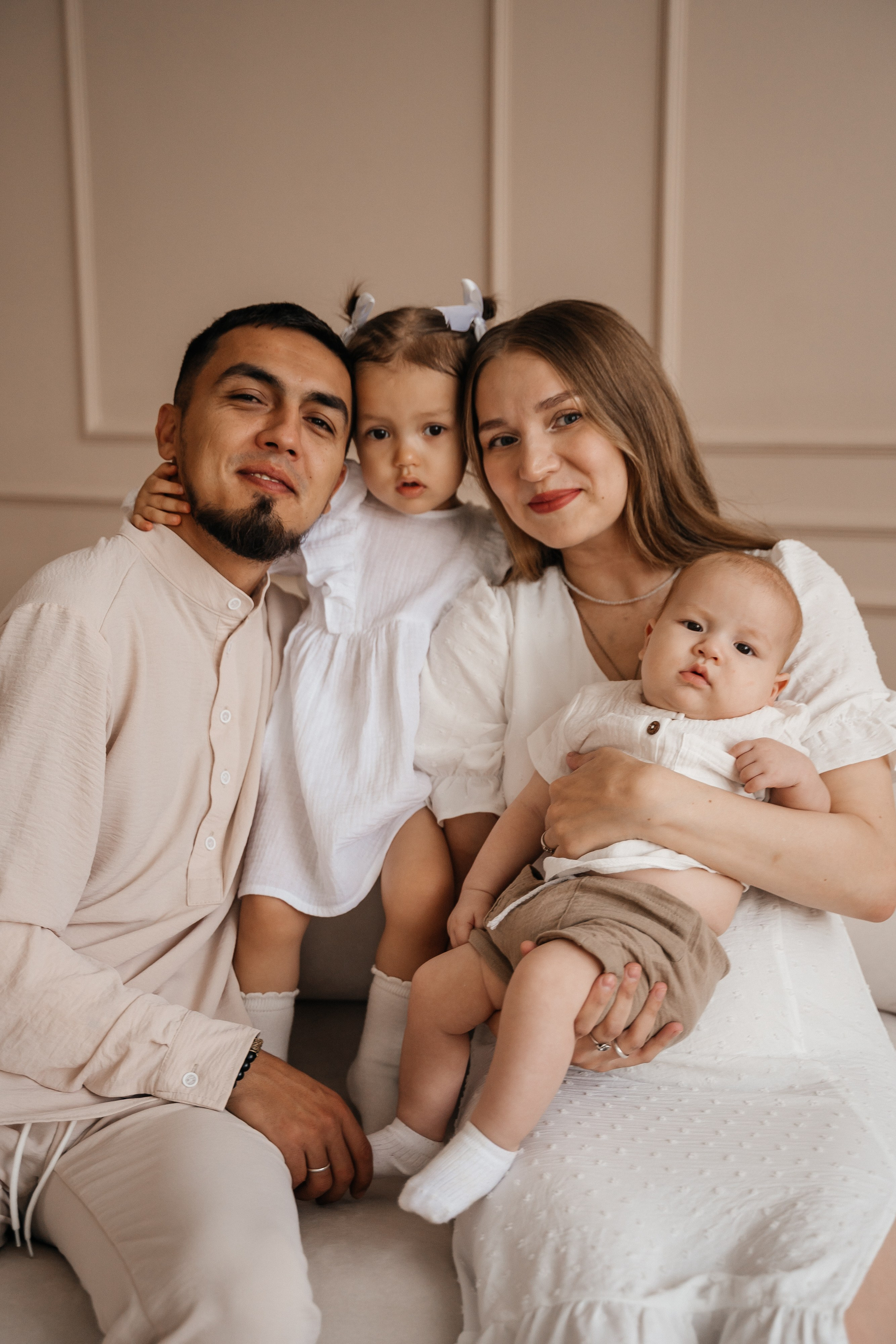 Манук, Настя, Сабрина и Эмин. Волик Мария