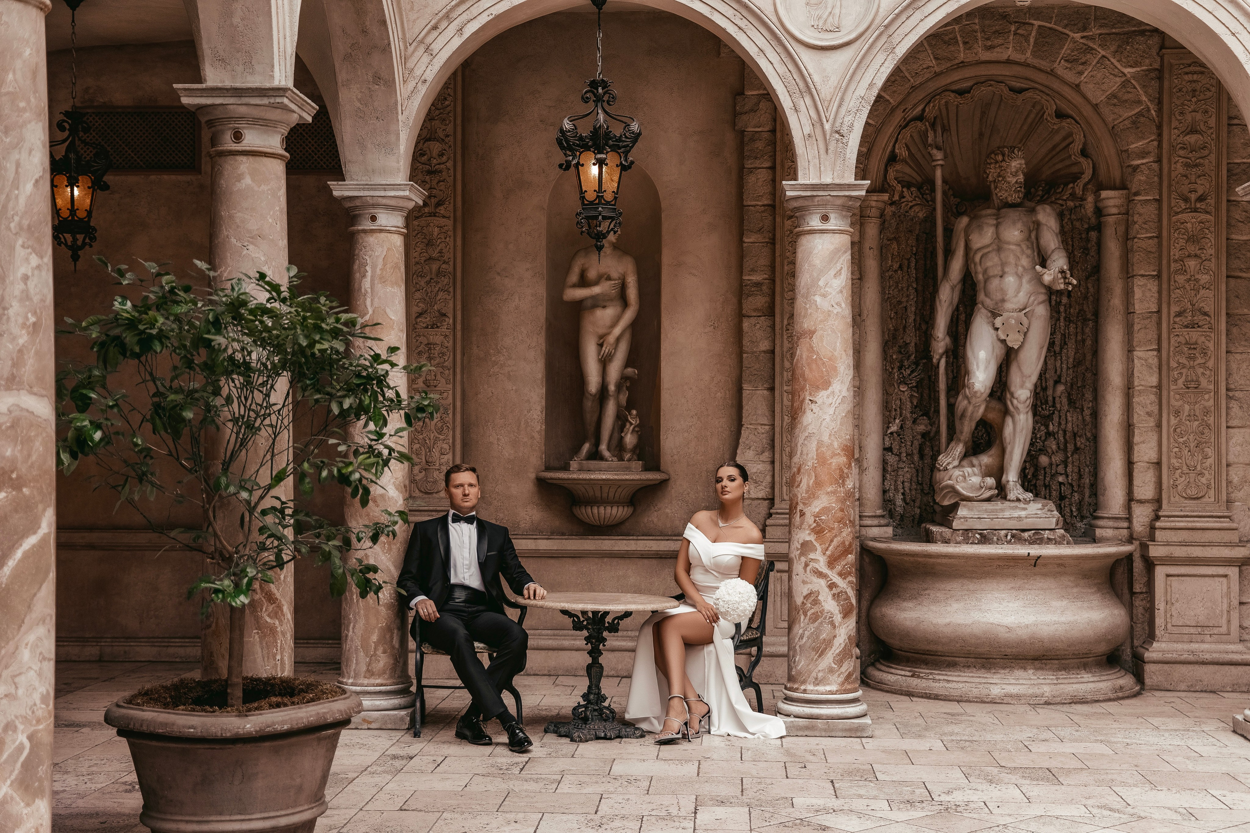 Свадебная фотосессия в ресторане Турандот. Главная