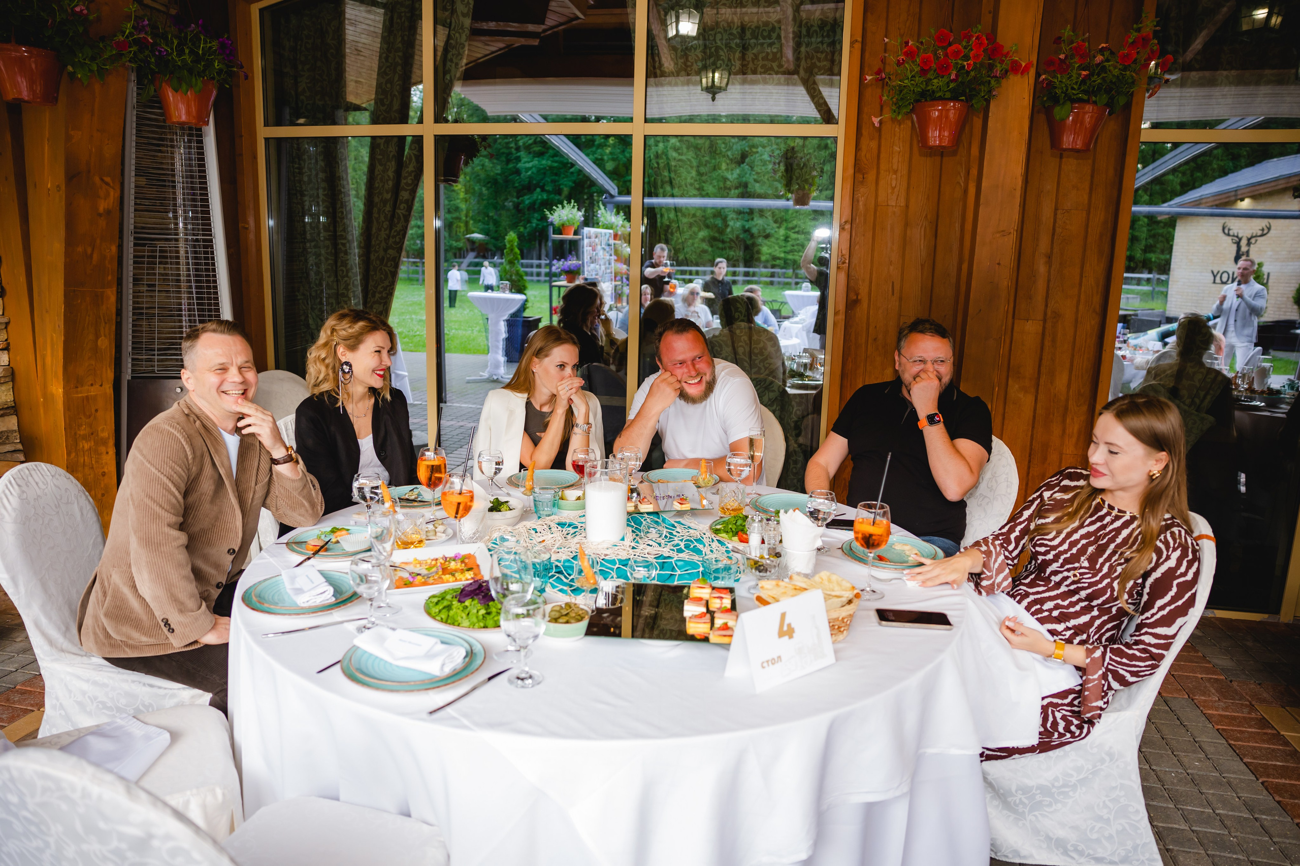 Дни Рождения и Юбилеи. Сайт с красивыми фотографиями и людьми