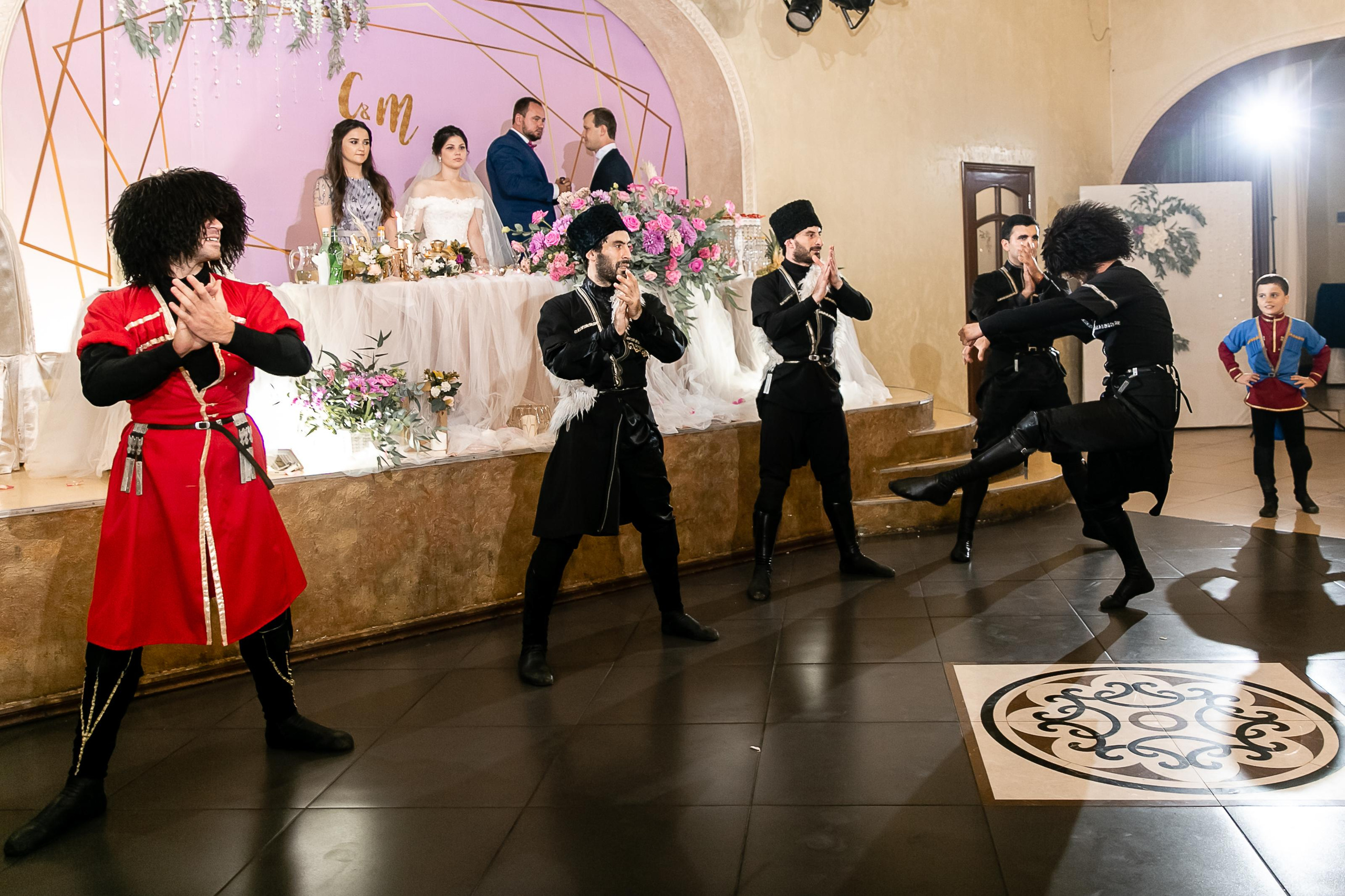 Фотограф в Сухуме с личным авто. Снимаю 11 лет. Свадебный фотограф в Абхазии, Сухум, Гагра, Сочи