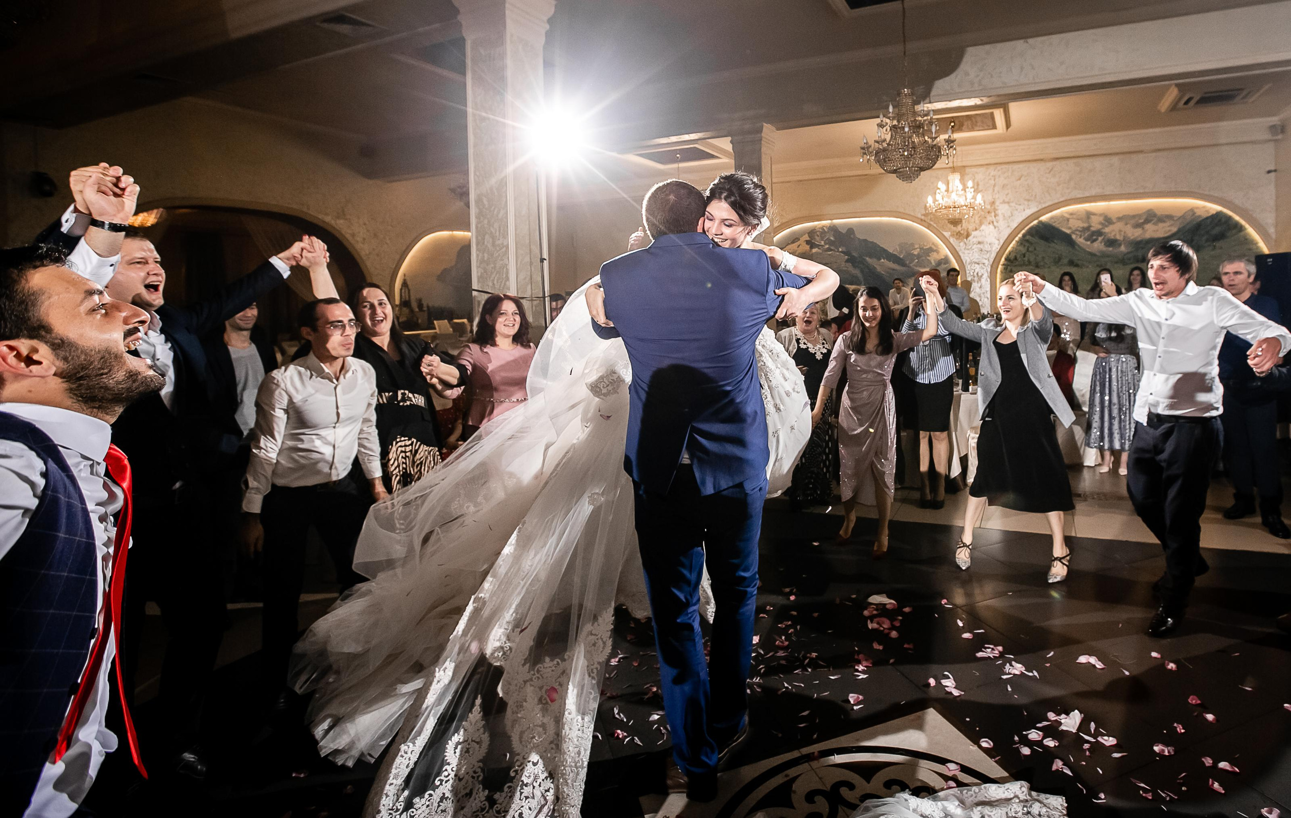 Фотограф в Сухуме с личным авто. Снимаю 11 лет. Свадебный фотограф в Абхазии, Сухум, Гагра, Сочи