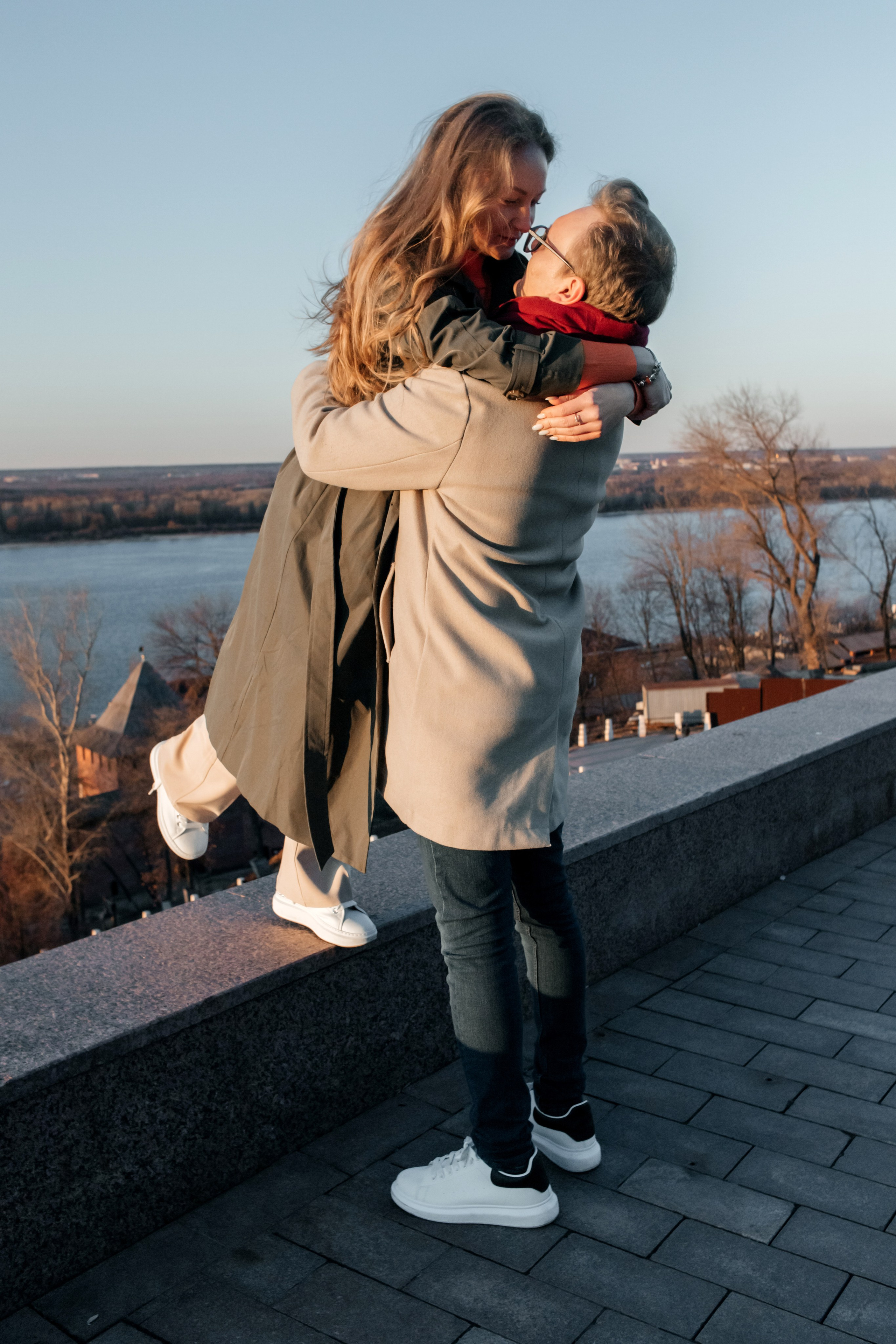 Love story в Нижнем Новгороде— романтическая прогулка на закате в Кремле| свадебный фотограф НН. Свадебный фотограф и фотограф Love-Store в Нижнем Новгороде Анастасия