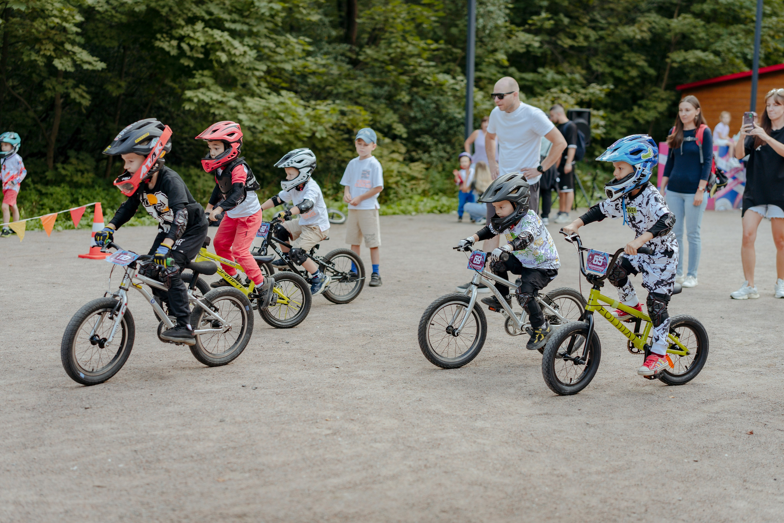 Бего- и ВелоГонка 10.08.2024. Портретный и семейный фотограф в Москве/Видное