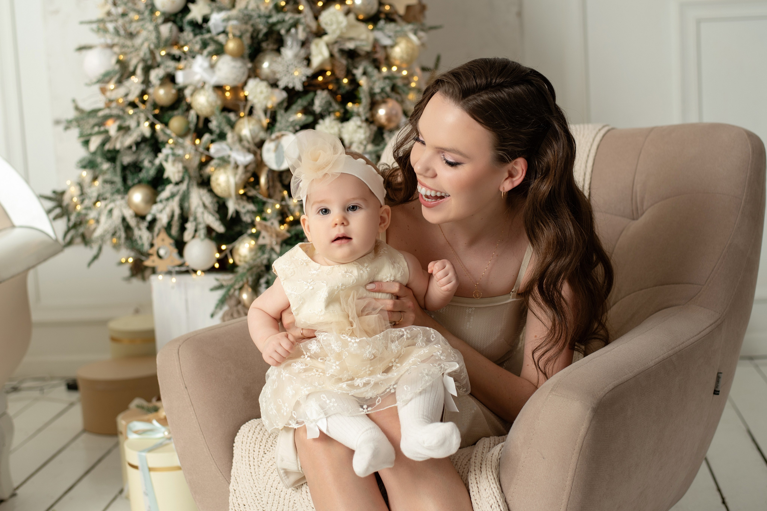 Семейные съёмки интерьерные. Фотограф в стиле Vogue в Санкт-Петербурге Иветта Бекетнова