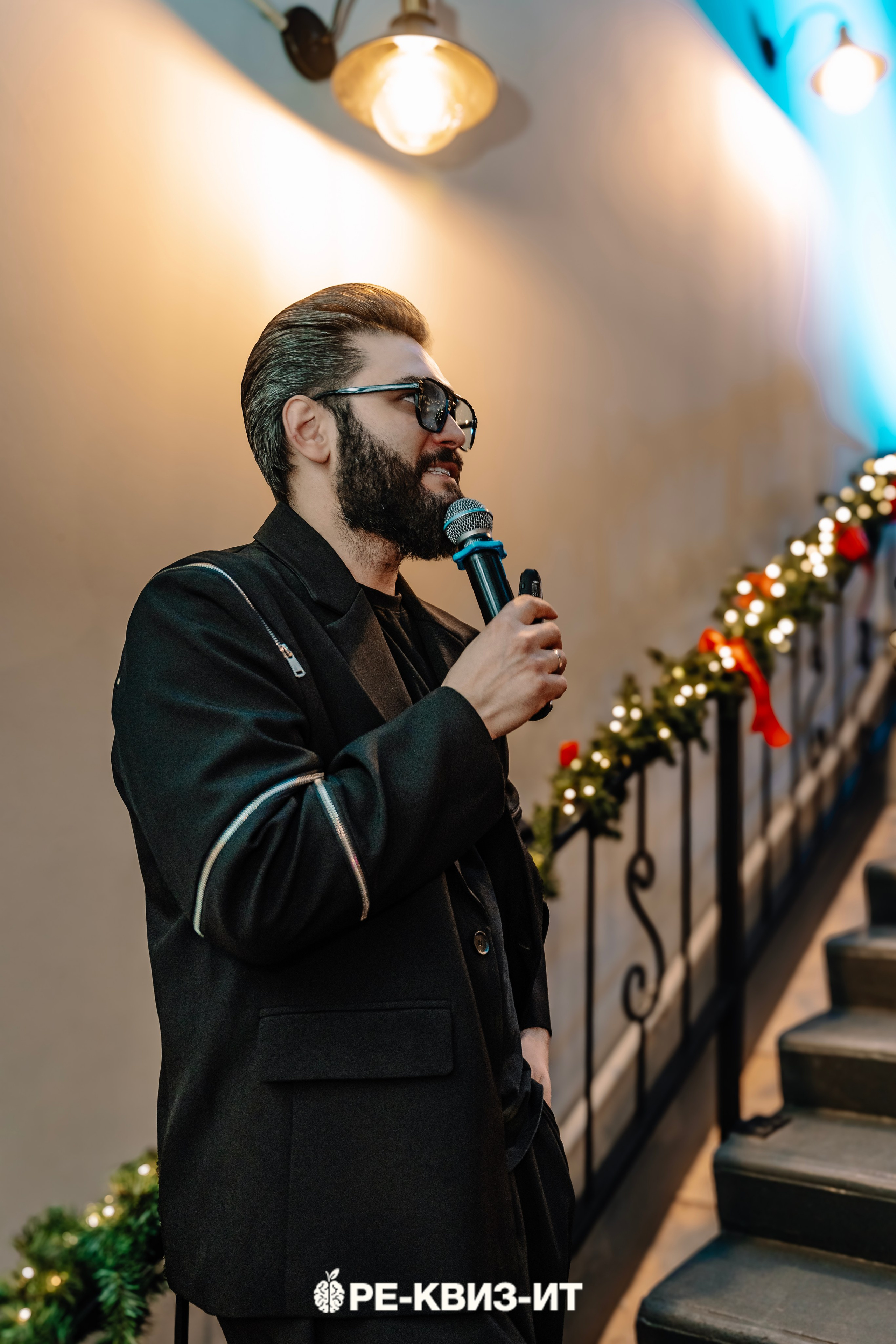 Реквизит — квиз в Зеленодольске и Волжске ZR cafe. Свадебный фотограф в Казани, и Зеленодольске Радик Мухаметов