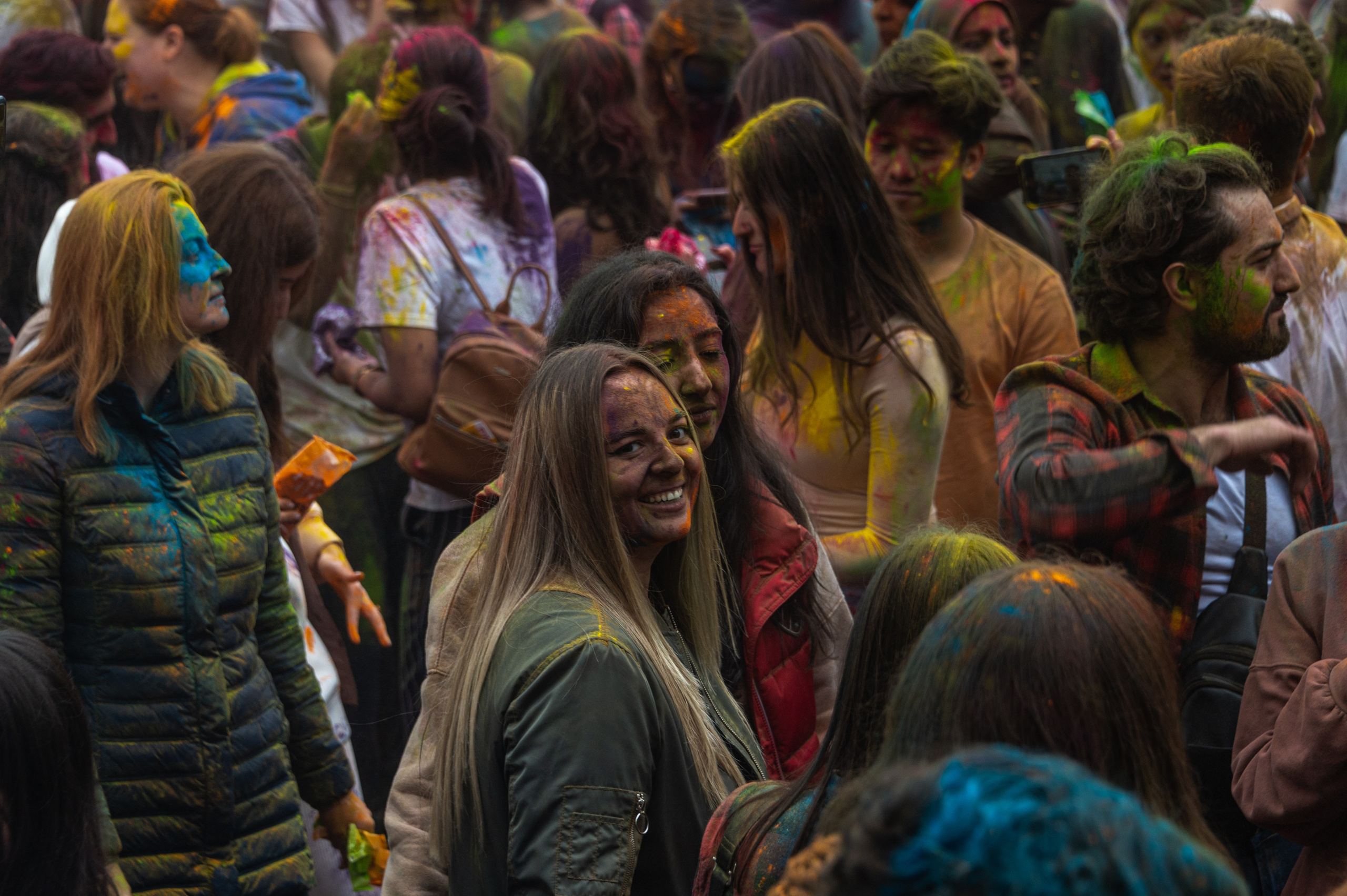Праздник Холи в Москве. Фотограф Роман Адлер